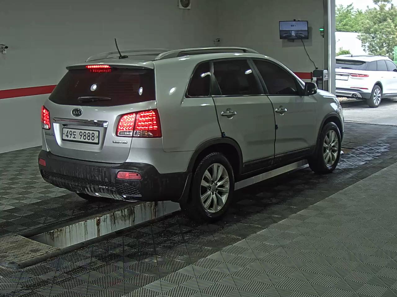 Kia Sorento 2012 - Image 4