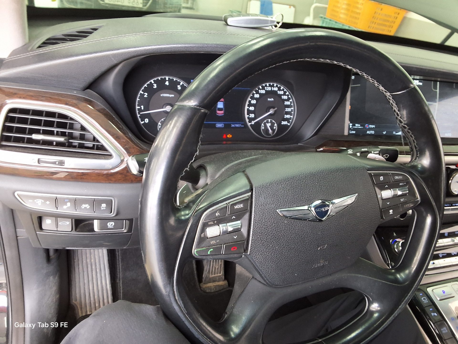 Hyundai Genesis EQ900 2016 - Image 16