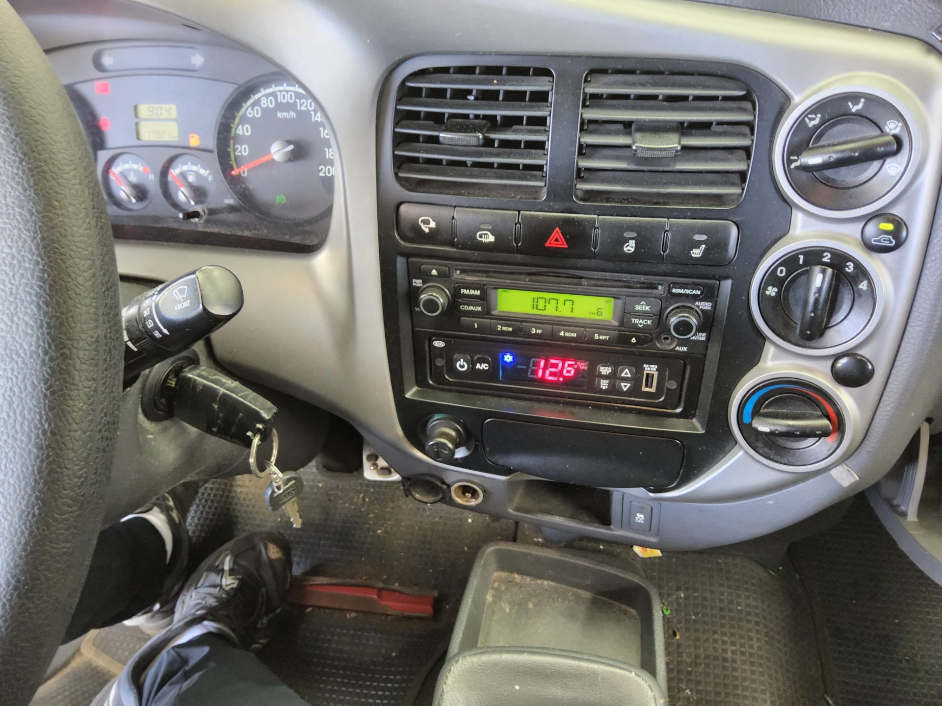 Kia Bongo 2015 - Image 13