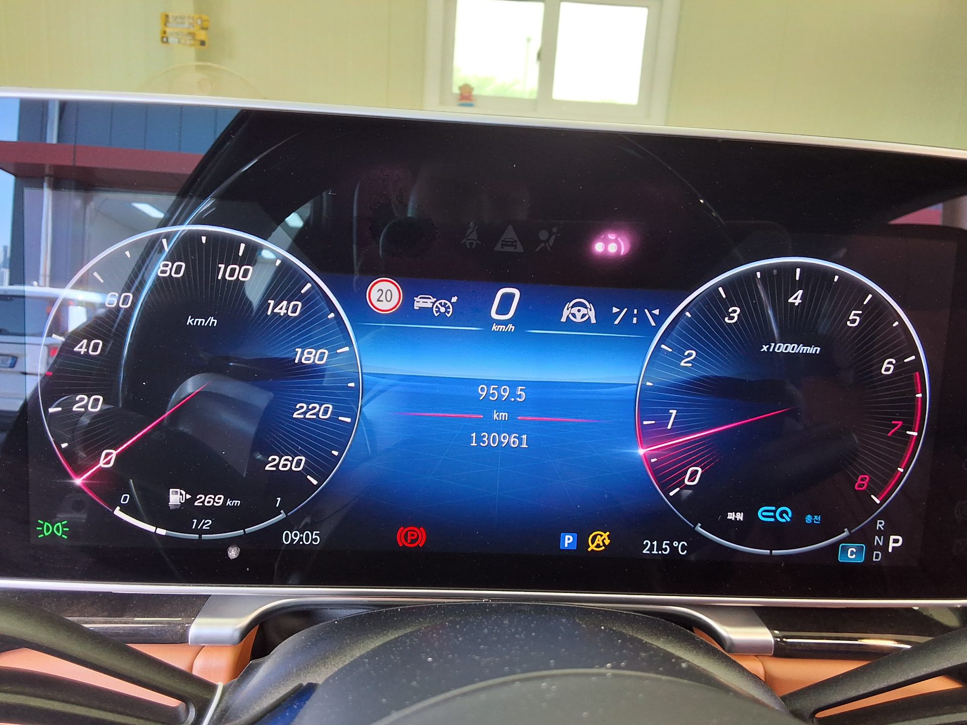 2022 - mercedes-benz s580l