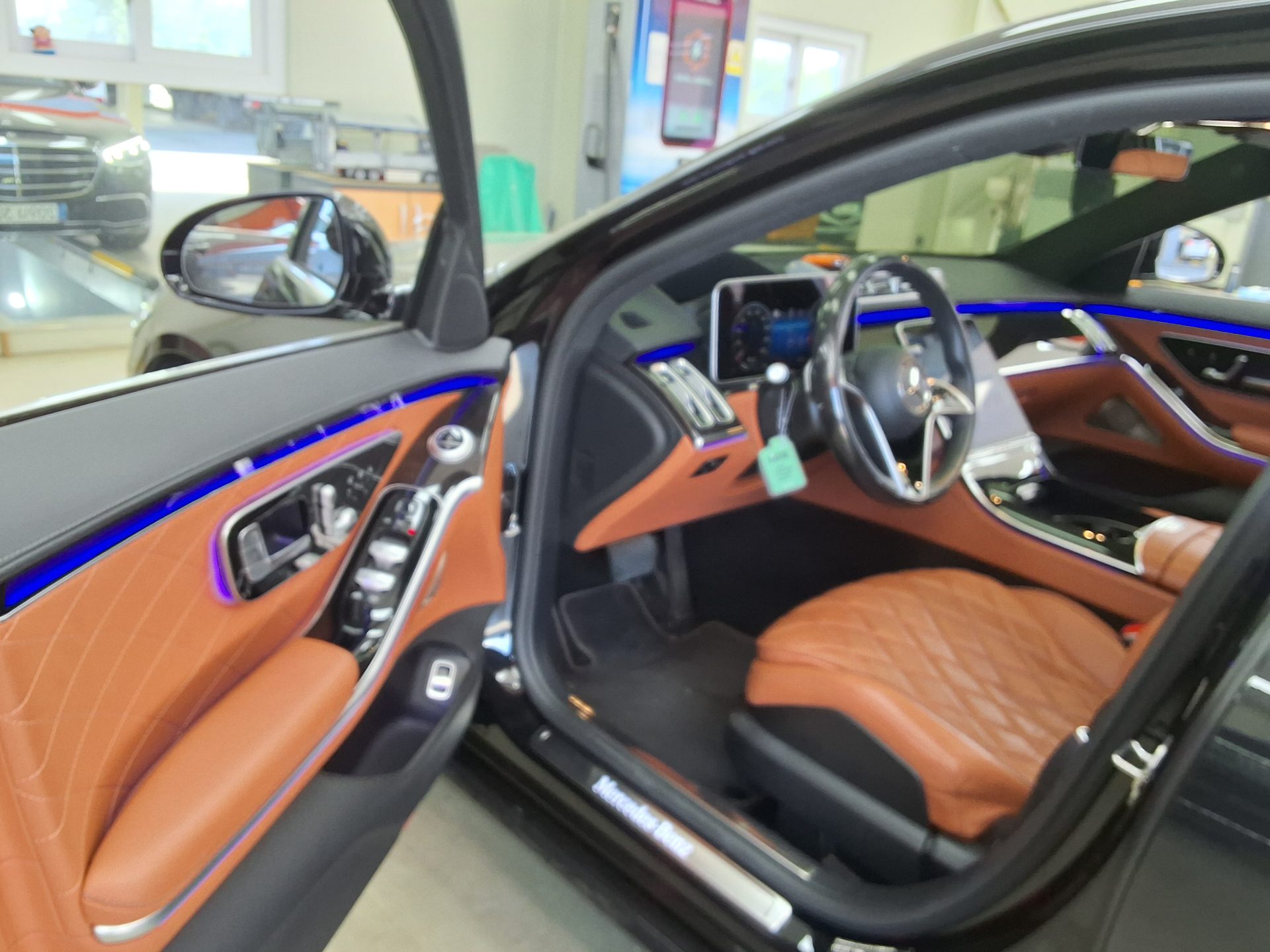 2022 - mercedes-benz s580l