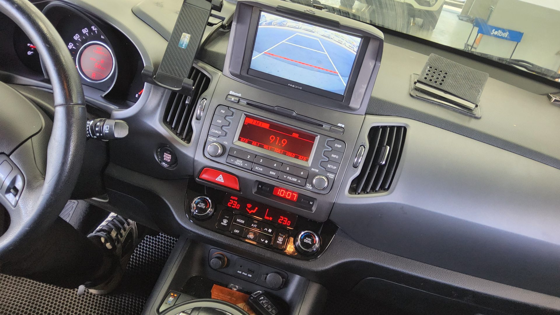 Kia Sportage 2011 - Image 21