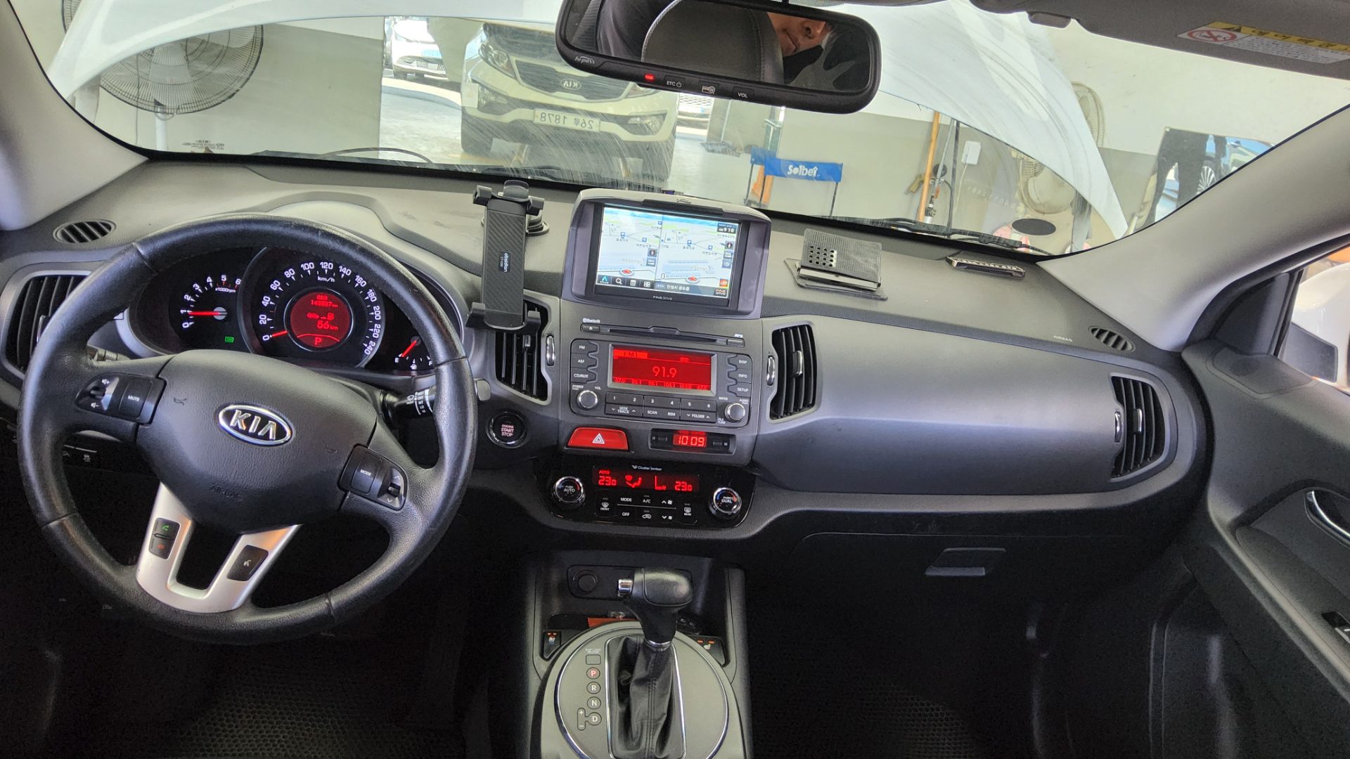 Kia Sportage 2011 - Image 10