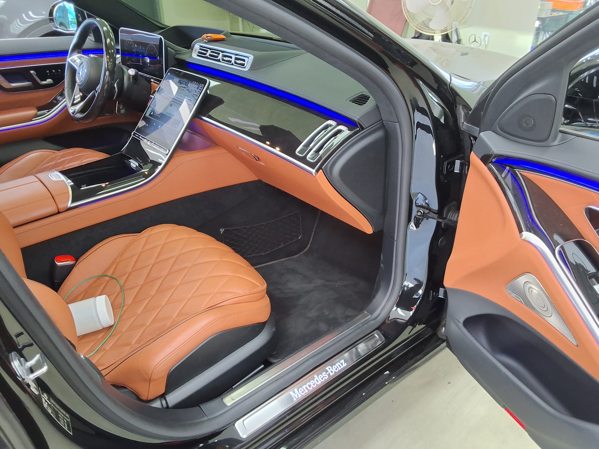 2022 - mercedes-benz s580l