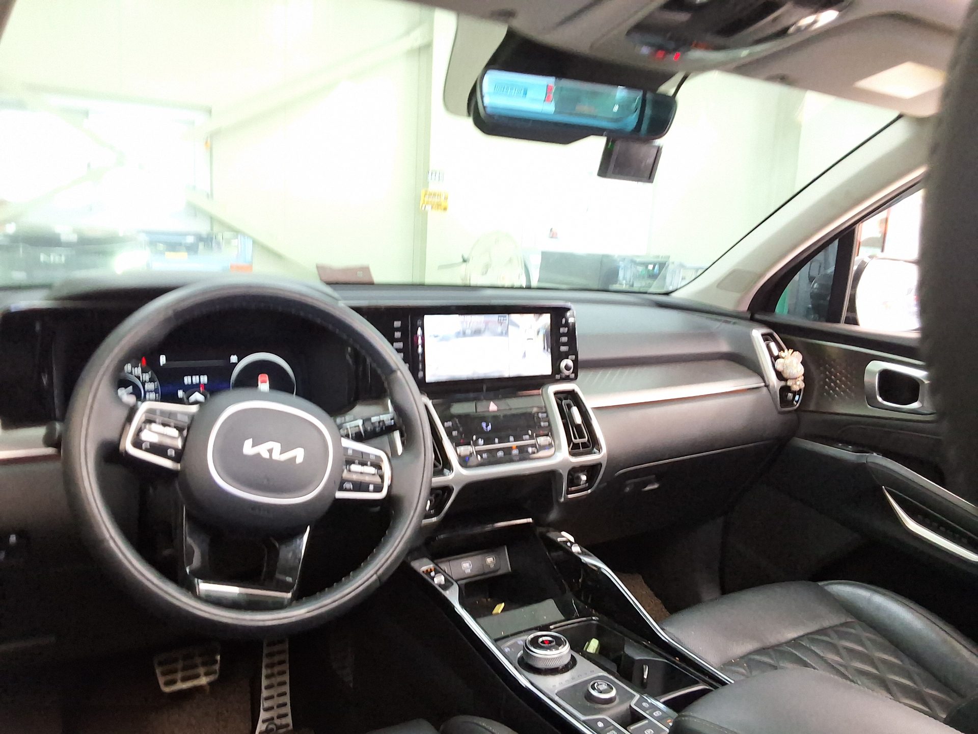 Kia Other 2023 - Image 10