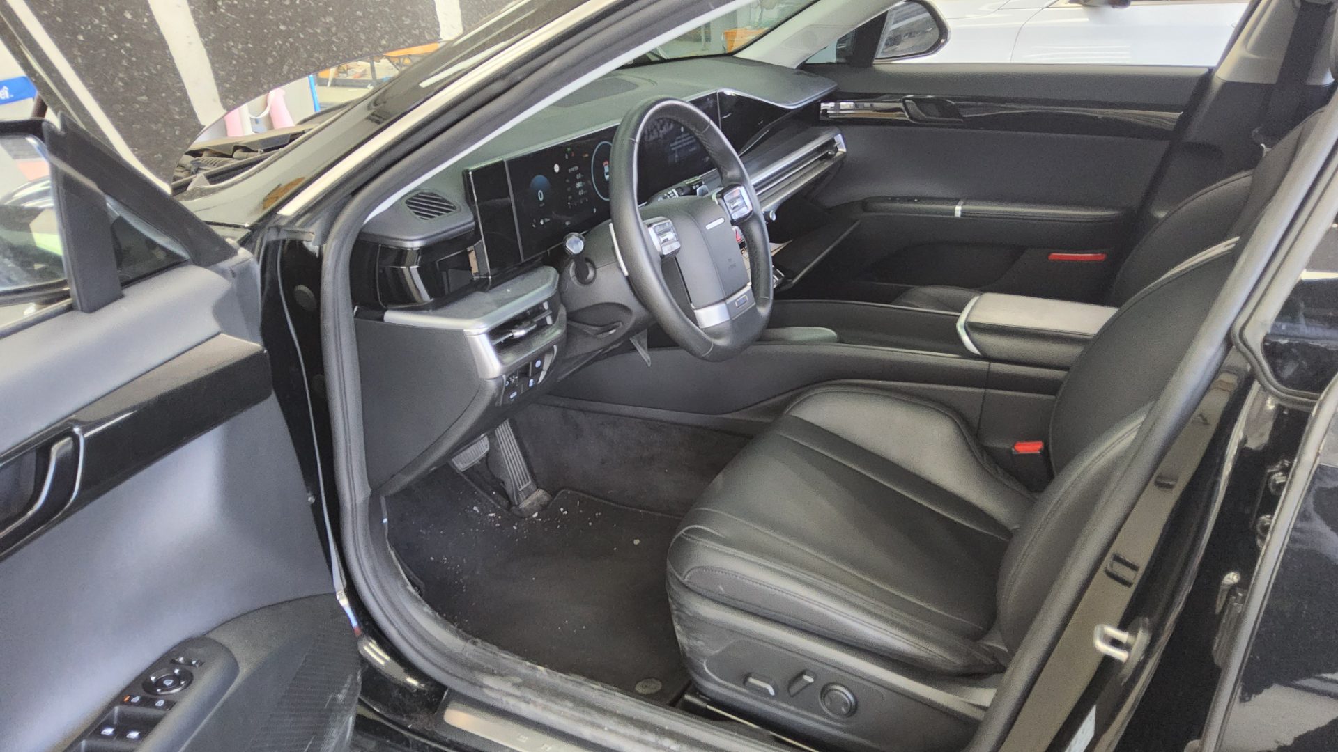 Hyundai Grandeur 2023 - Image 9