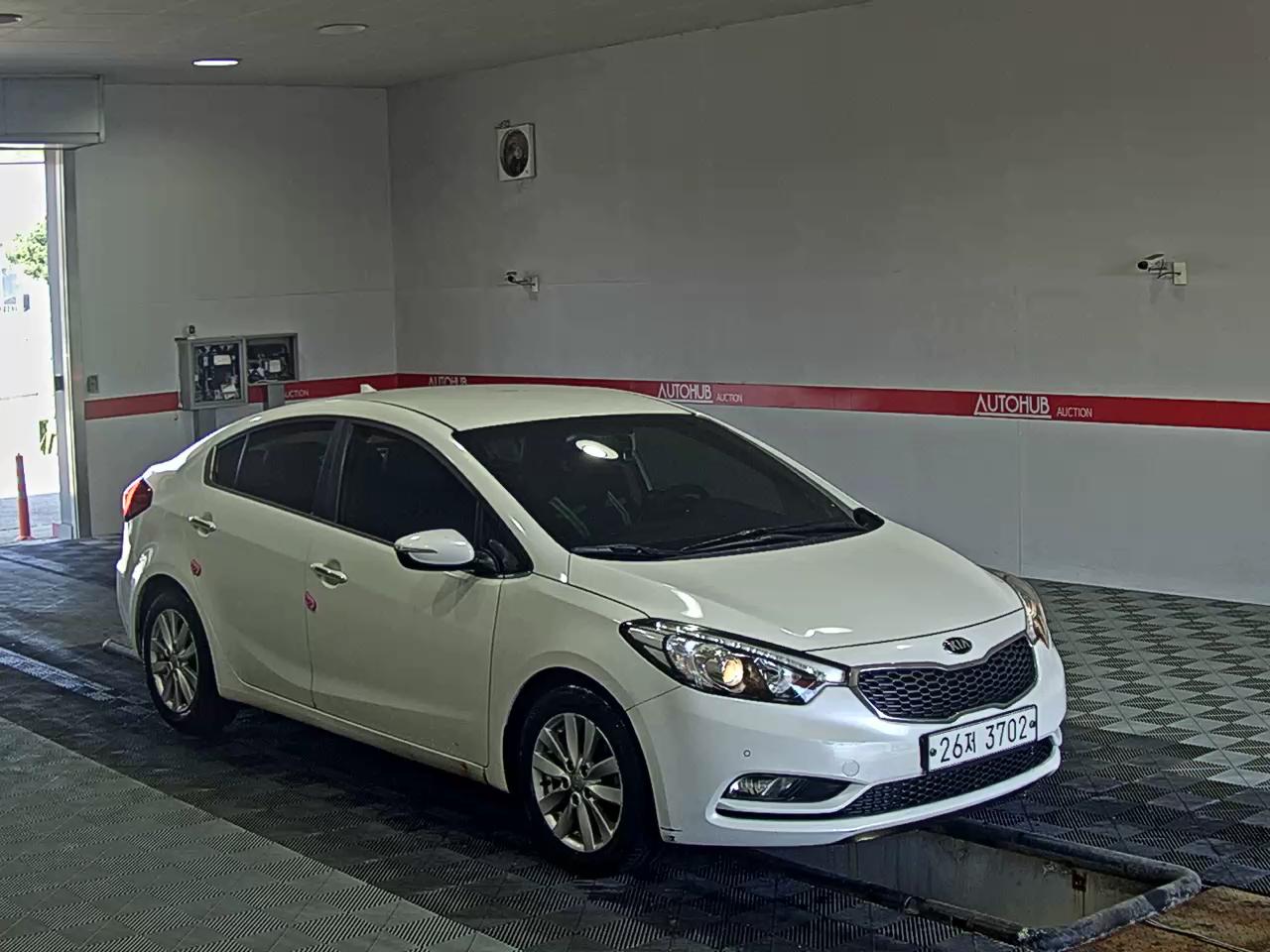Kia K3 2015 - Image 2