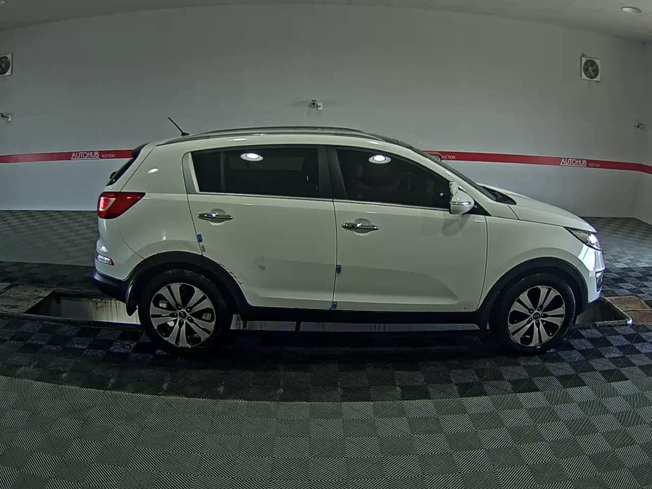 Kia Sportage 2011 - Image 3