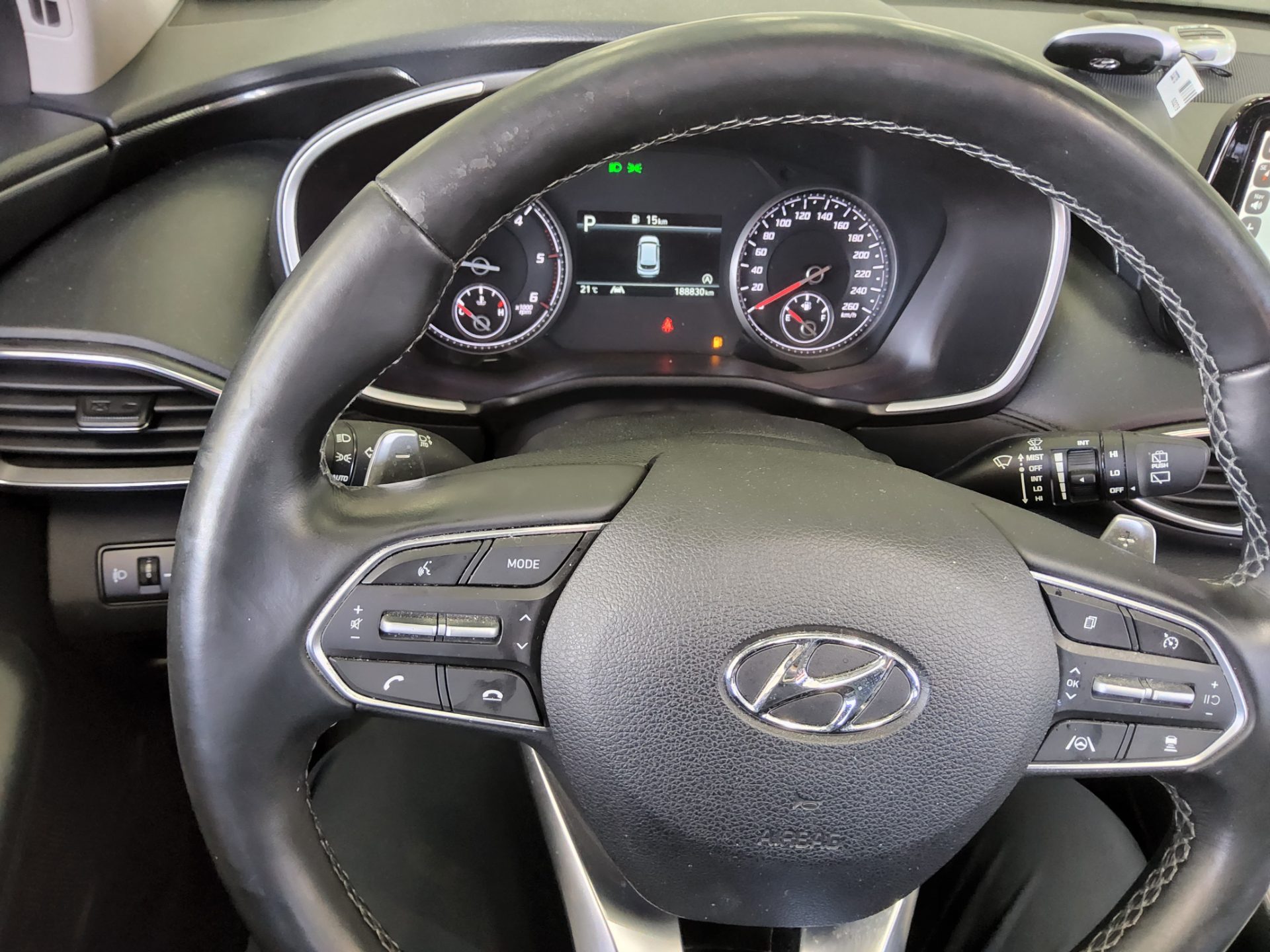 Hyundai Santa Fe 2021 - Image 16