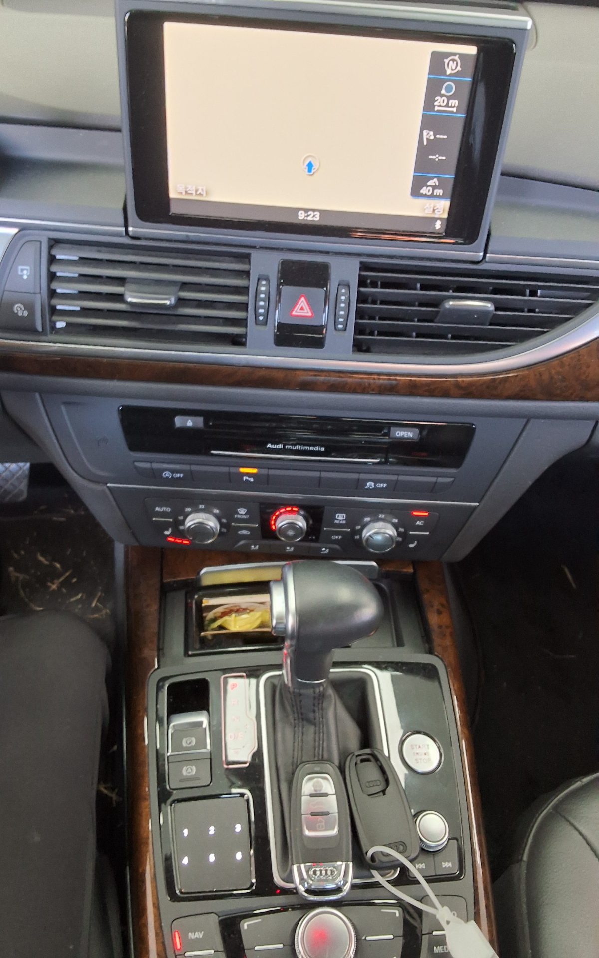 Audi A6 2014 - Image 16