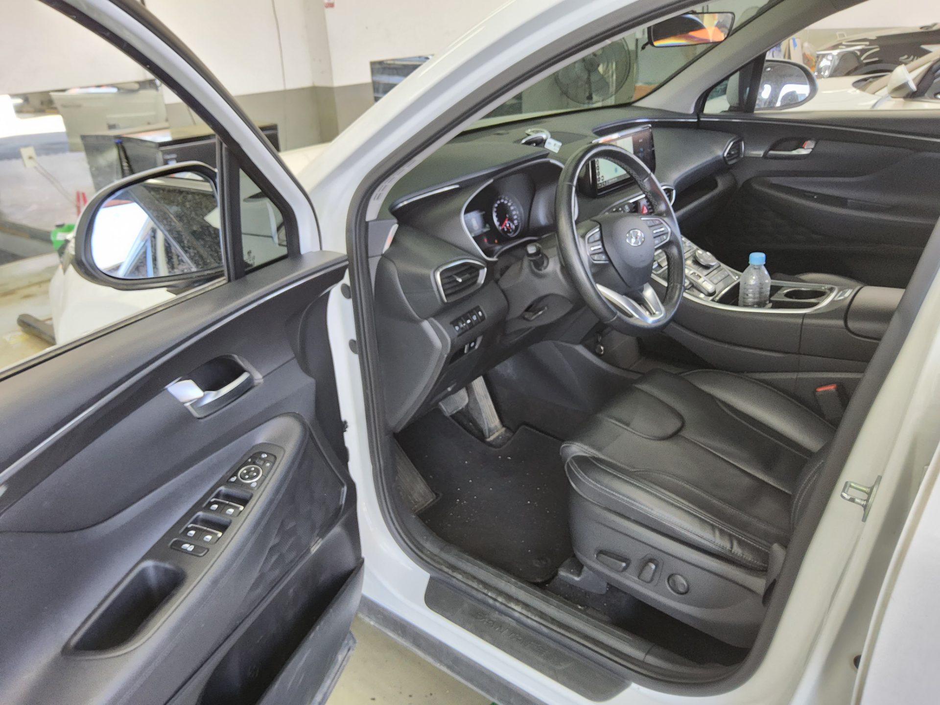 Hyundai Santa Fe 2021 - Image 9
