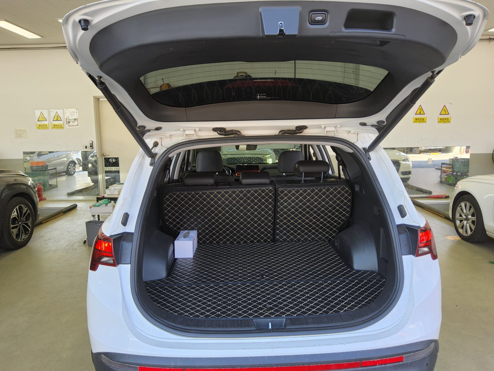 Hyundai Santa Fe 2021 - Image 14