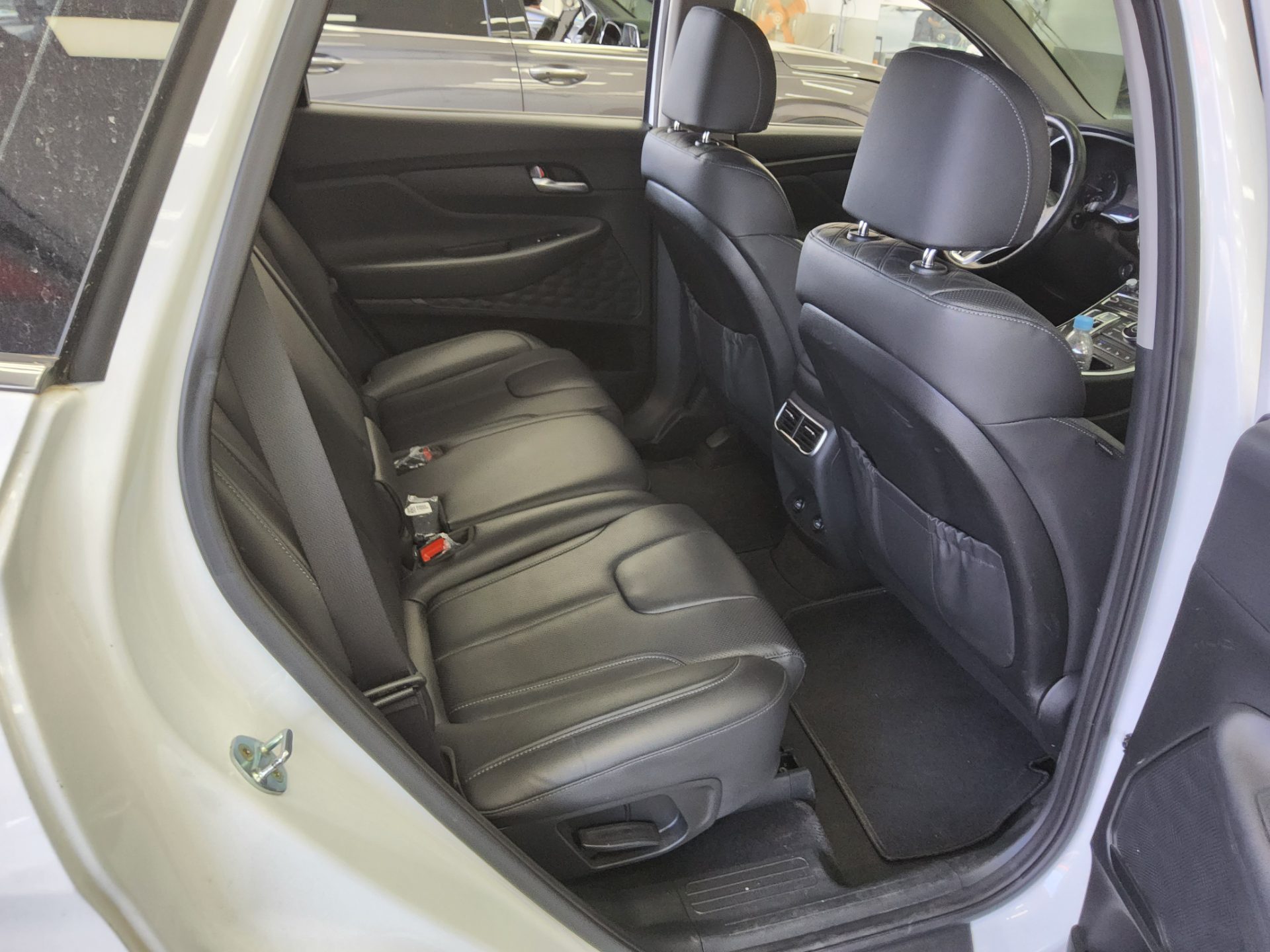 Hyundai Santa Fe 2021 - Image 12