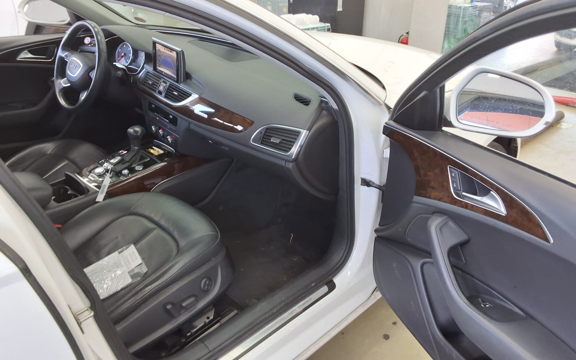Audi A6 2014 - Image 13