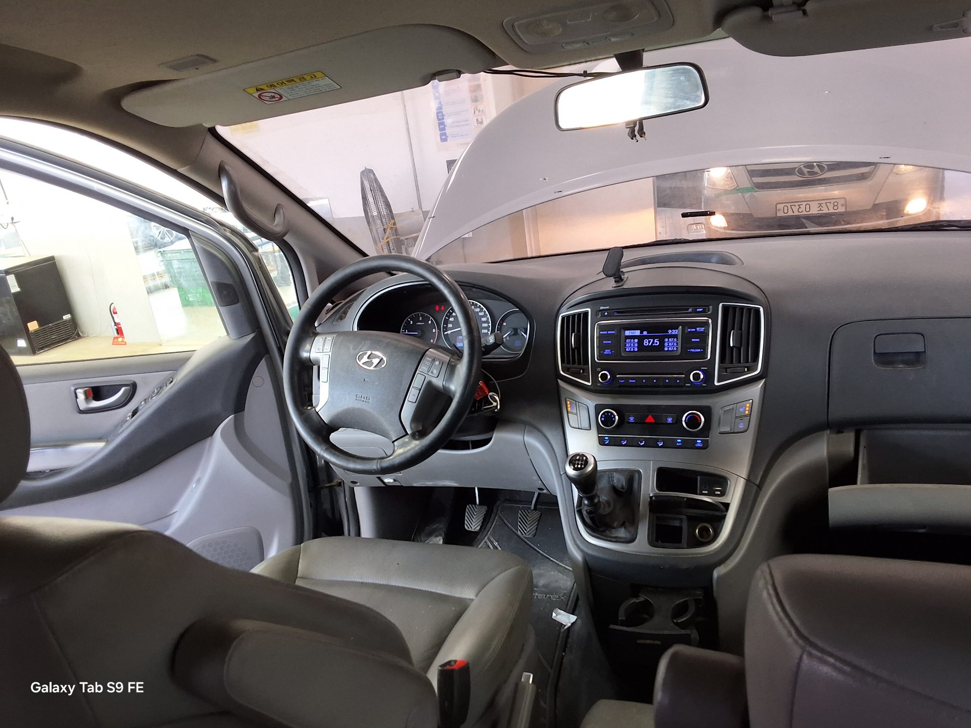 Hyundai Grand Starex 2018 - Image 10