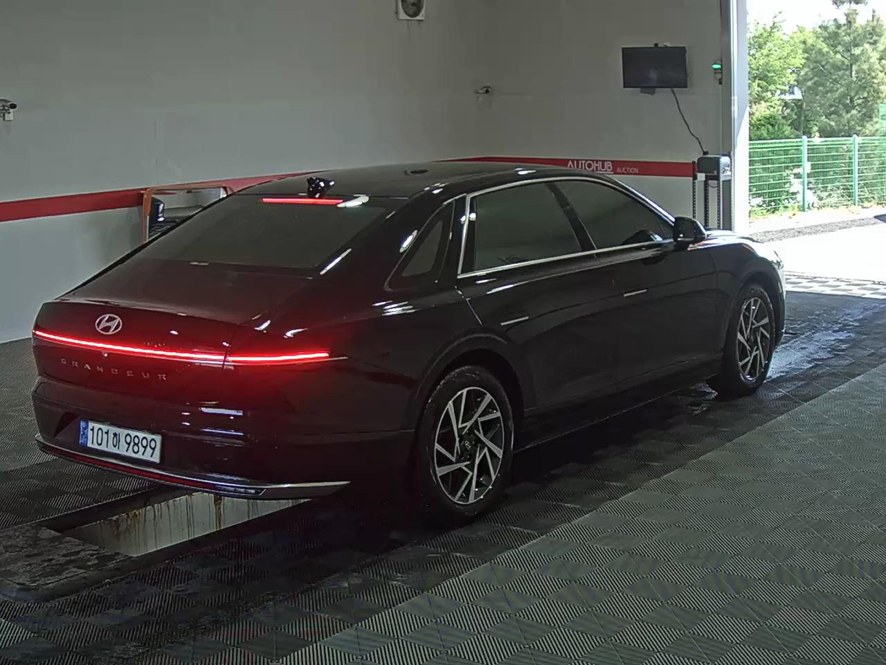 Hyundai Grandeur 2023 - Image 4