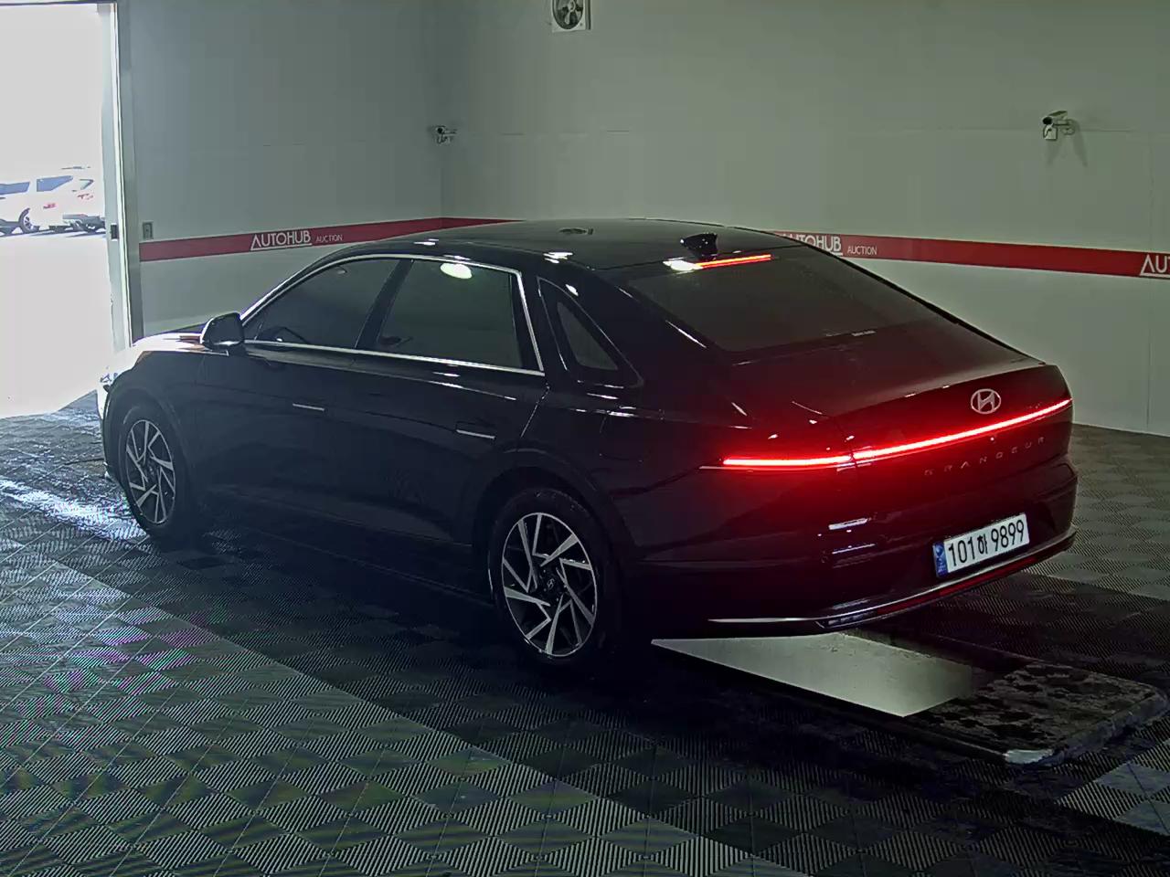 Hyundai Grandeur 2023 - Image 5