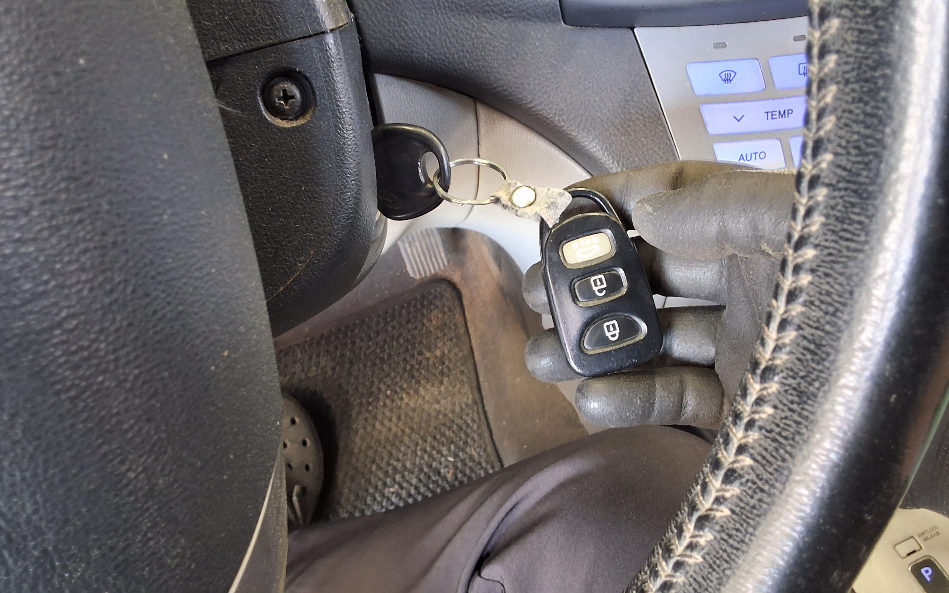 Hyundai Elantra 2010 - Image 17
