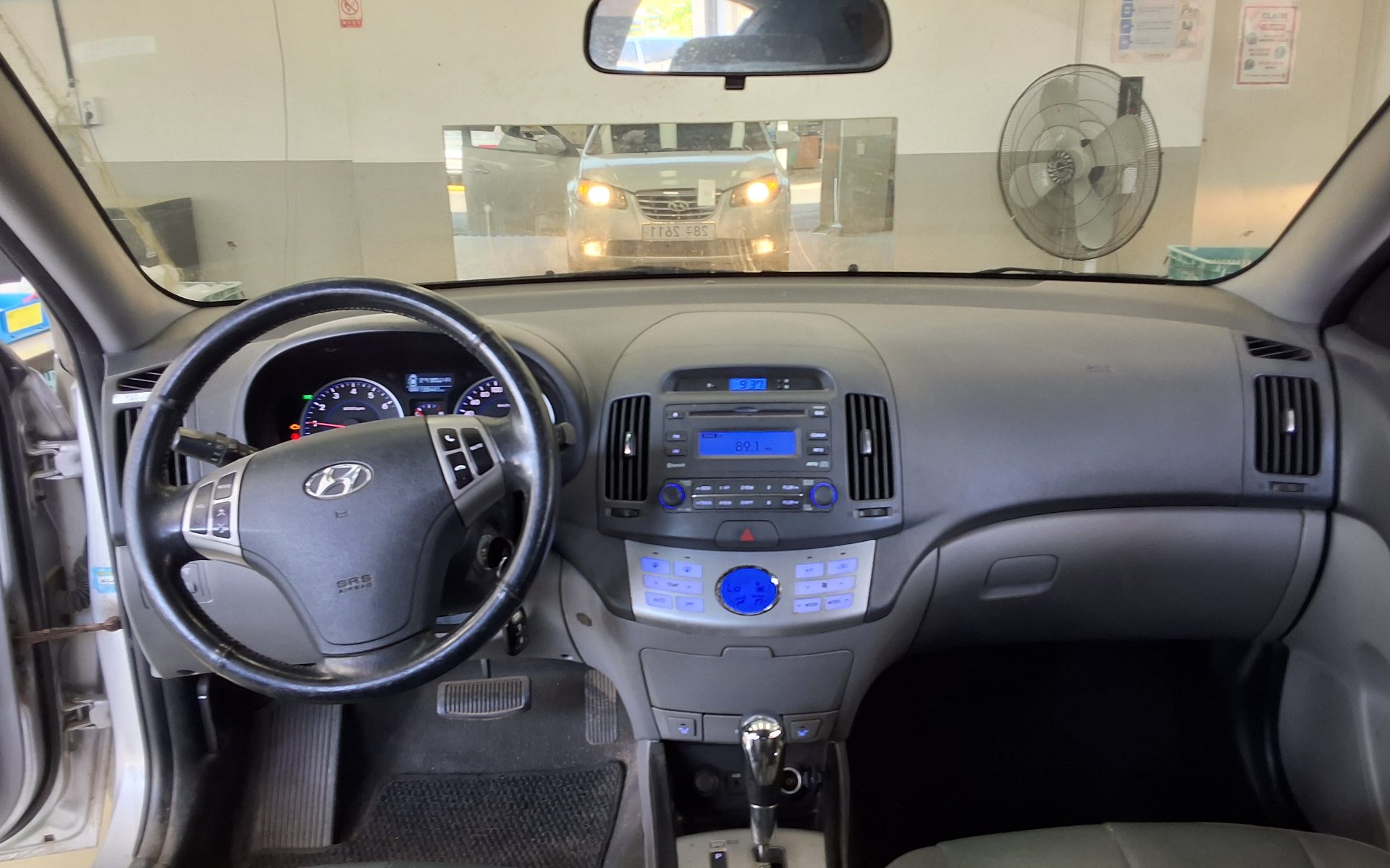 Hyundai Elantra 2010 - Image 10
