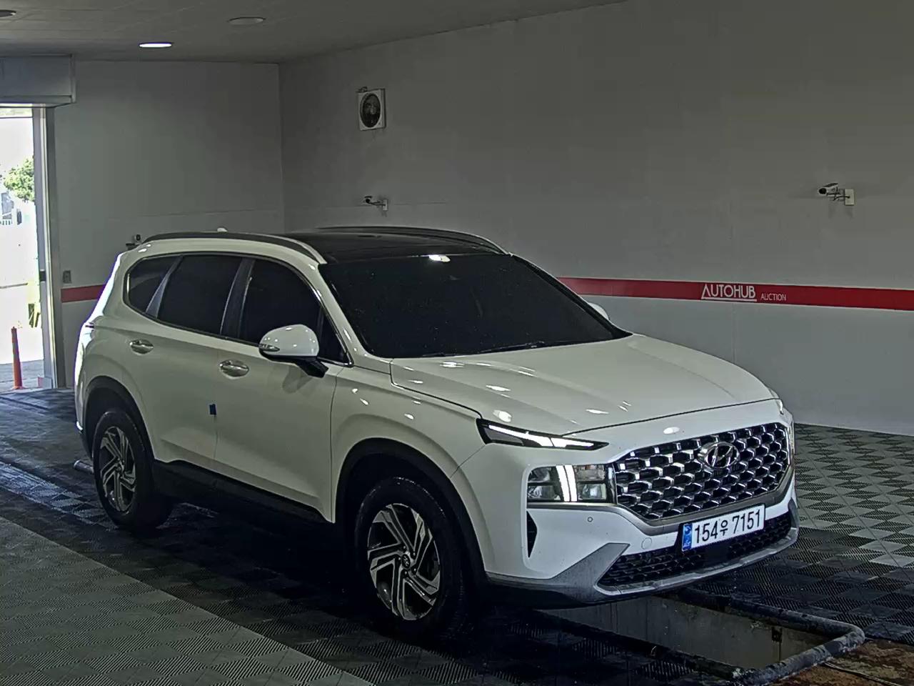 Hyundai Santa Fe 2021 - Image 2