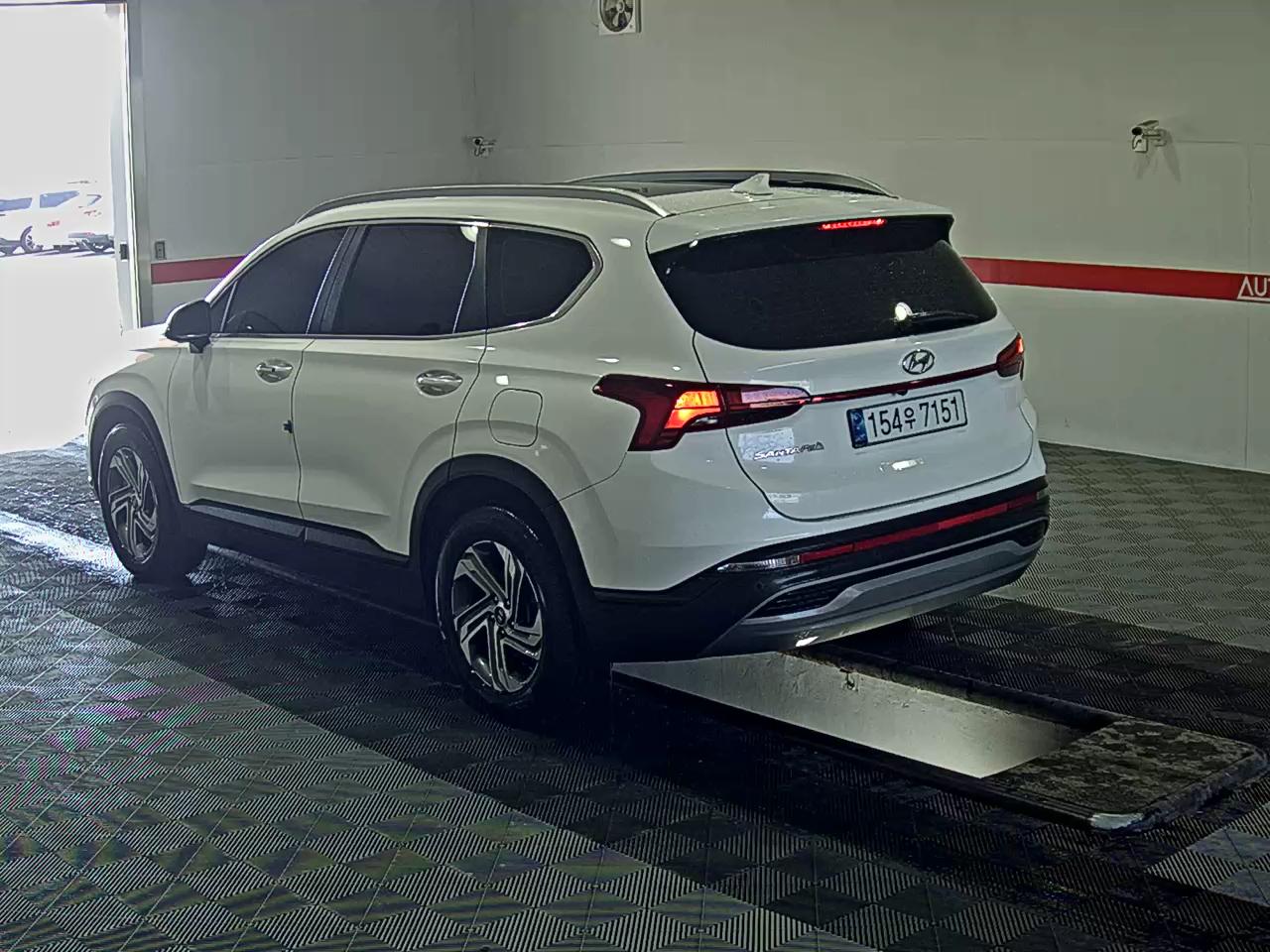 Hyundai Santa Fe 2021 - Image 5