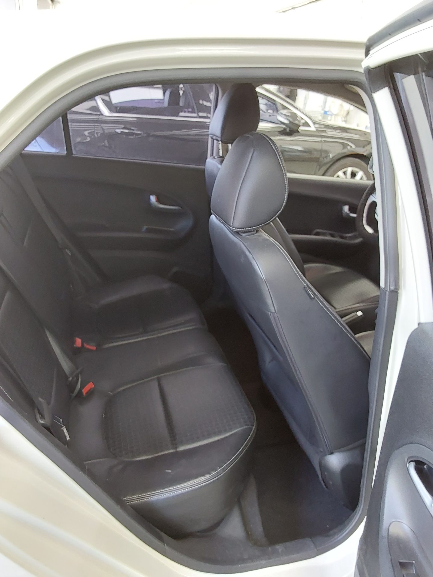 Kia Morning 2016 - Image 12