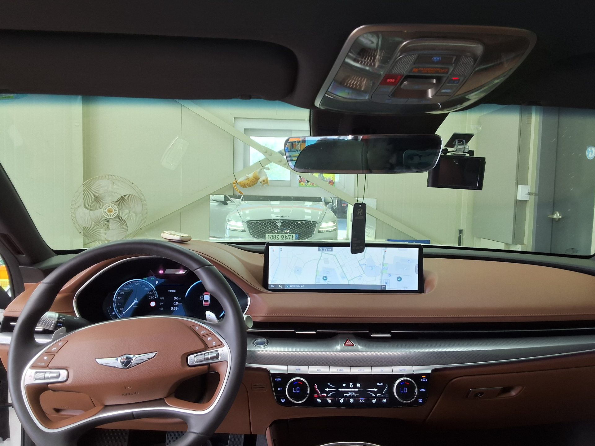 2023 - genesis g80