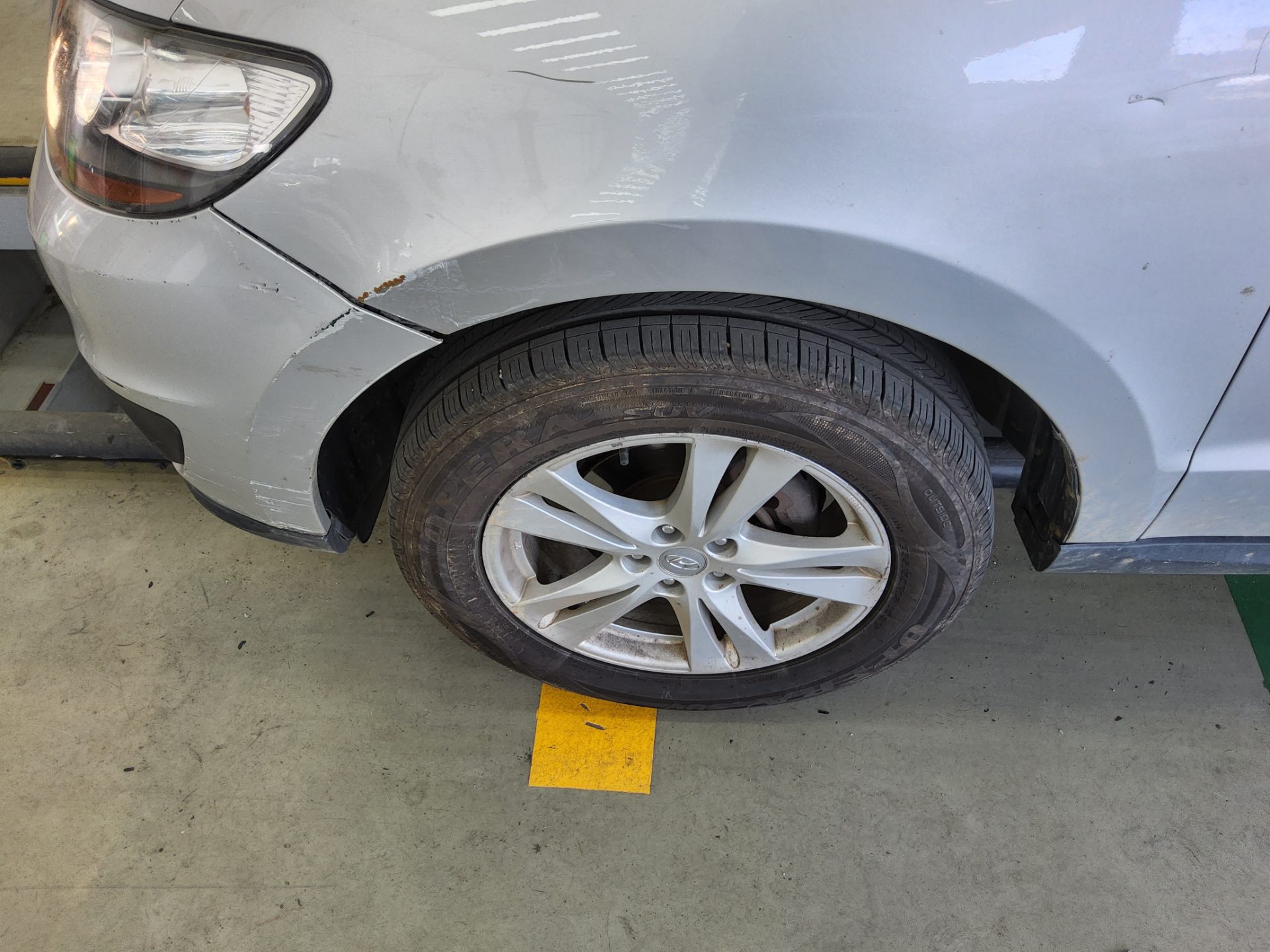Hyundai Santa Fe 2011 - Image 17