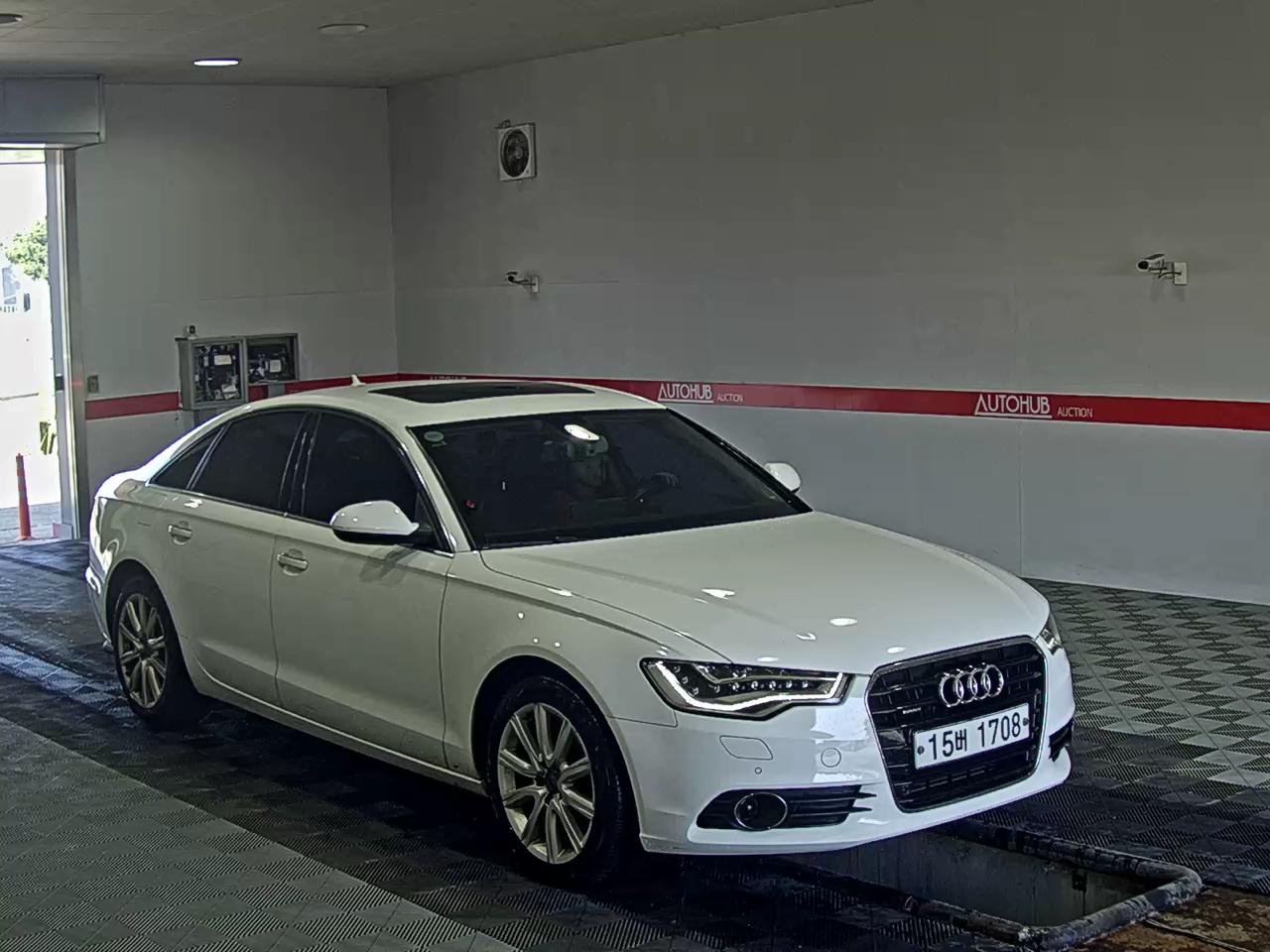 Audi A6 2014 - Image 2