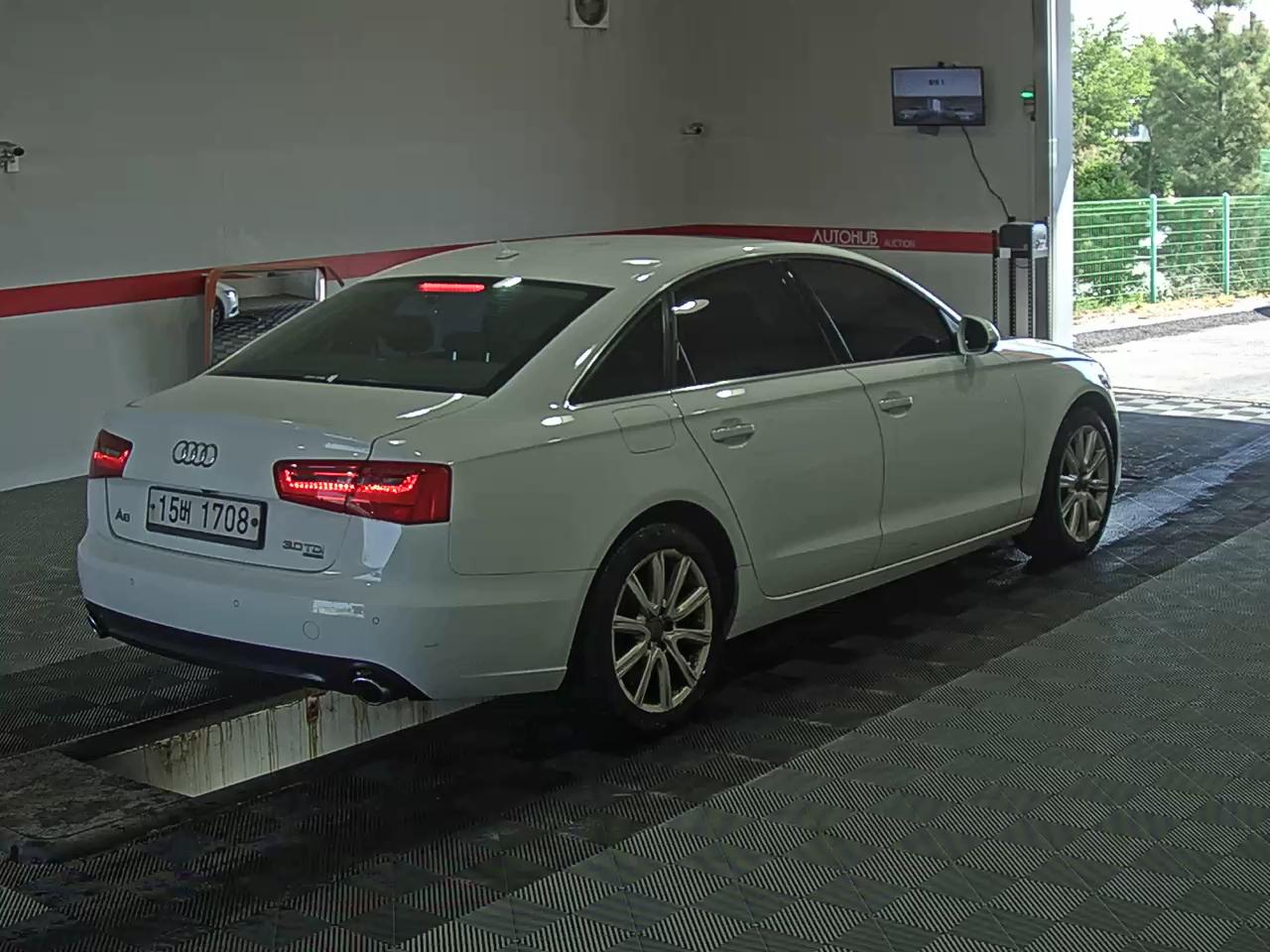Audi A6 2014 - Image 4