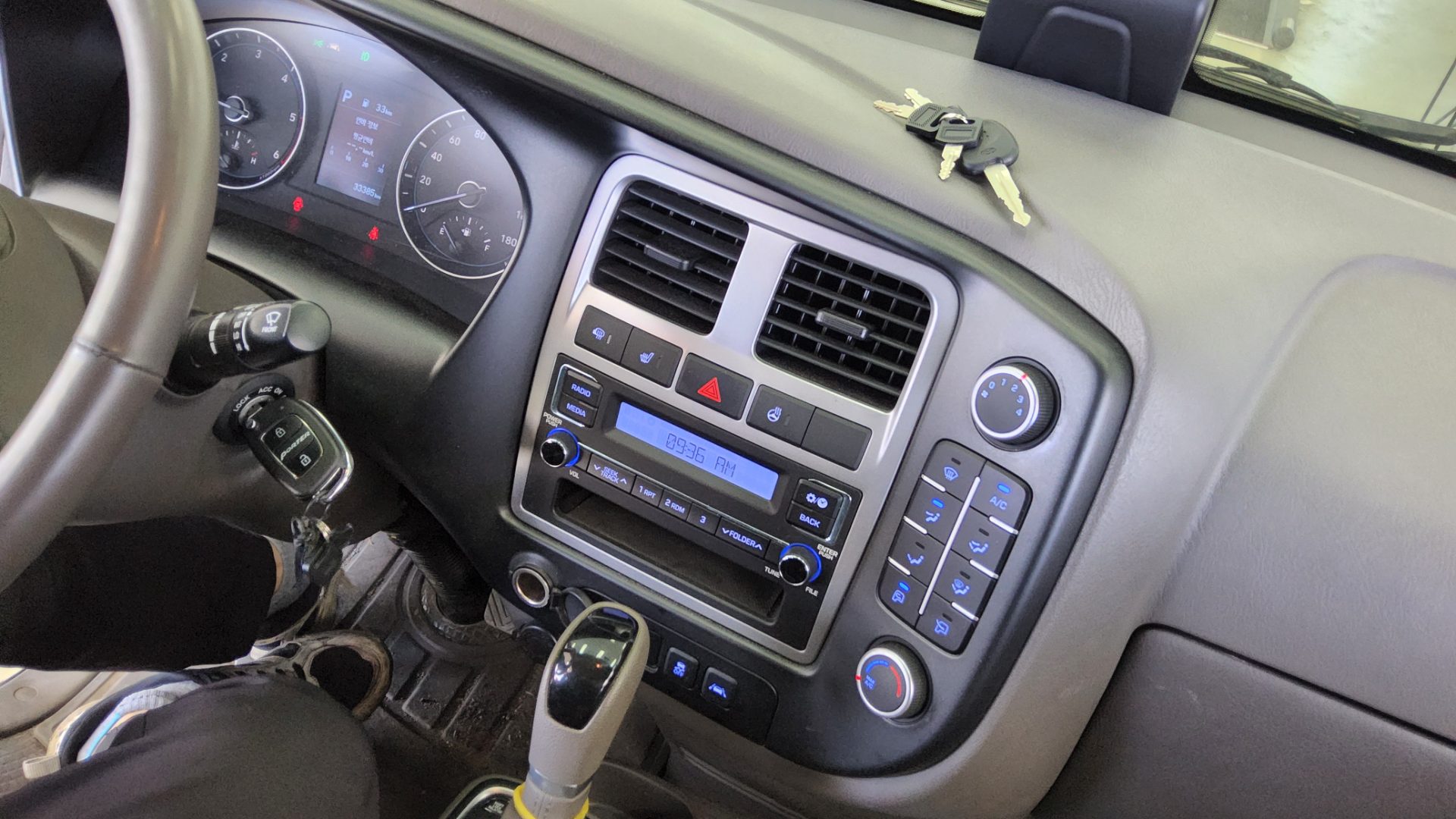 Hyundai Porter 2023 - Image 18