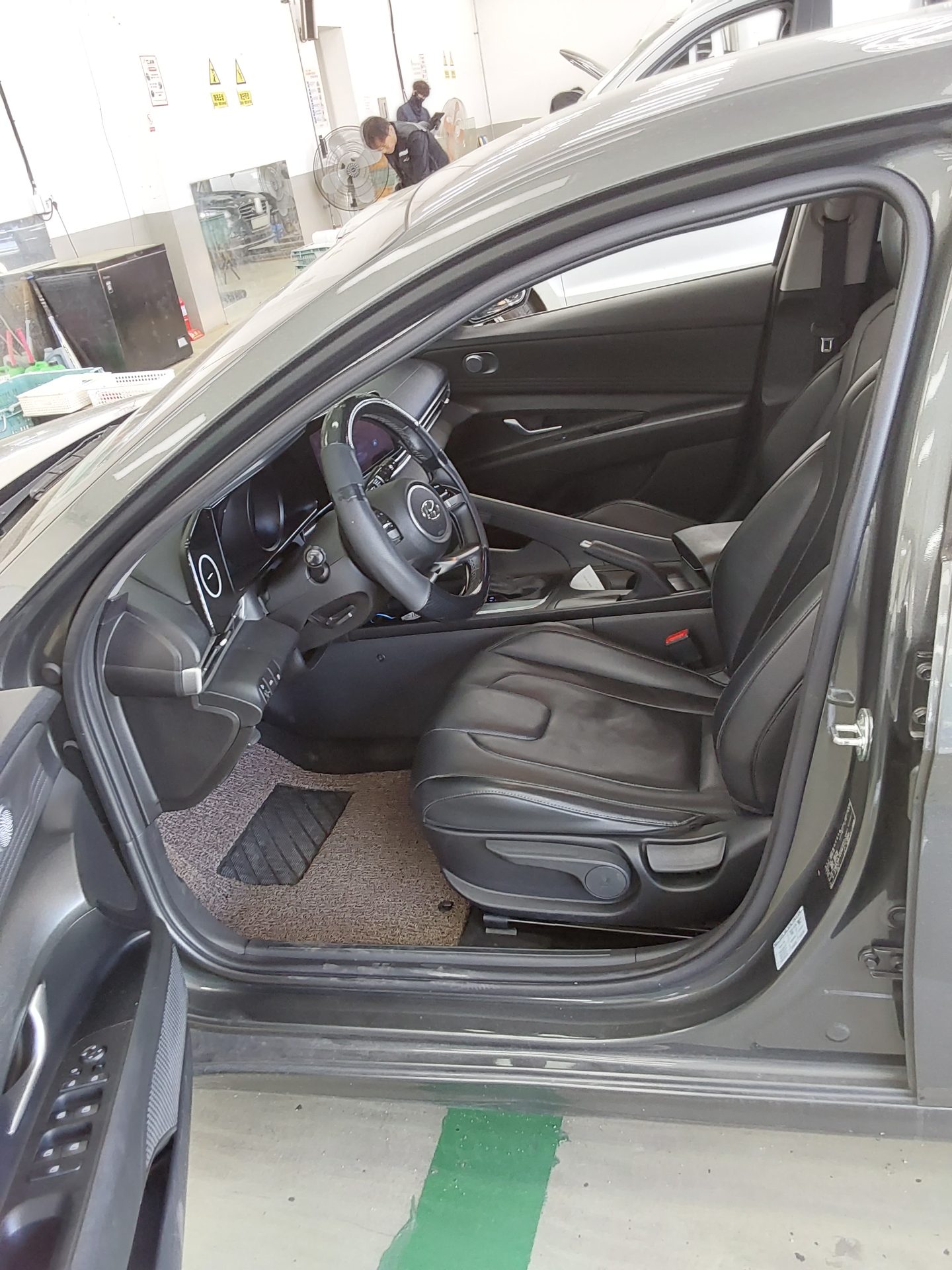 Hyundai Elantra 2021 - Image 9