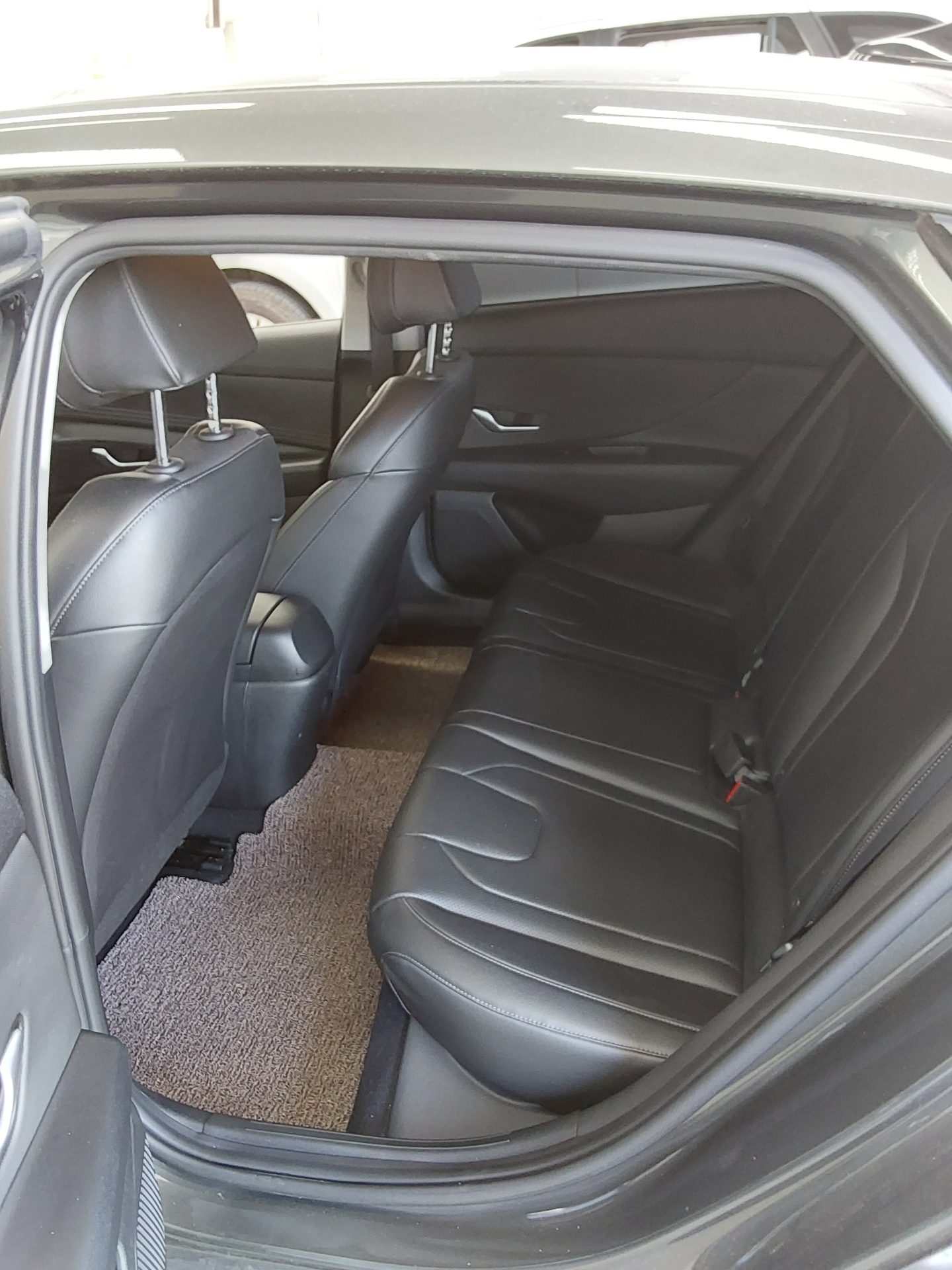 Hyundai Elantra 2021 - Image 11