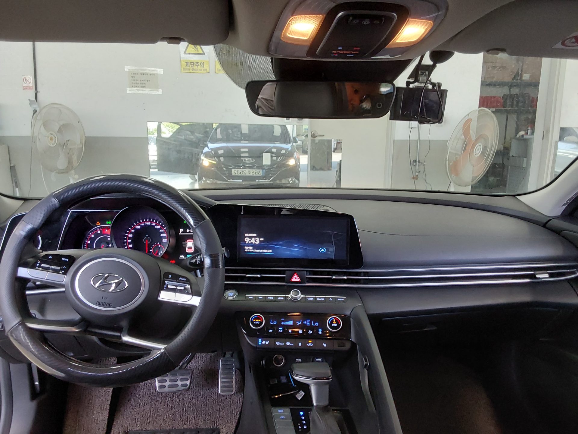 Hyundai Elantra 2021 - Image 10