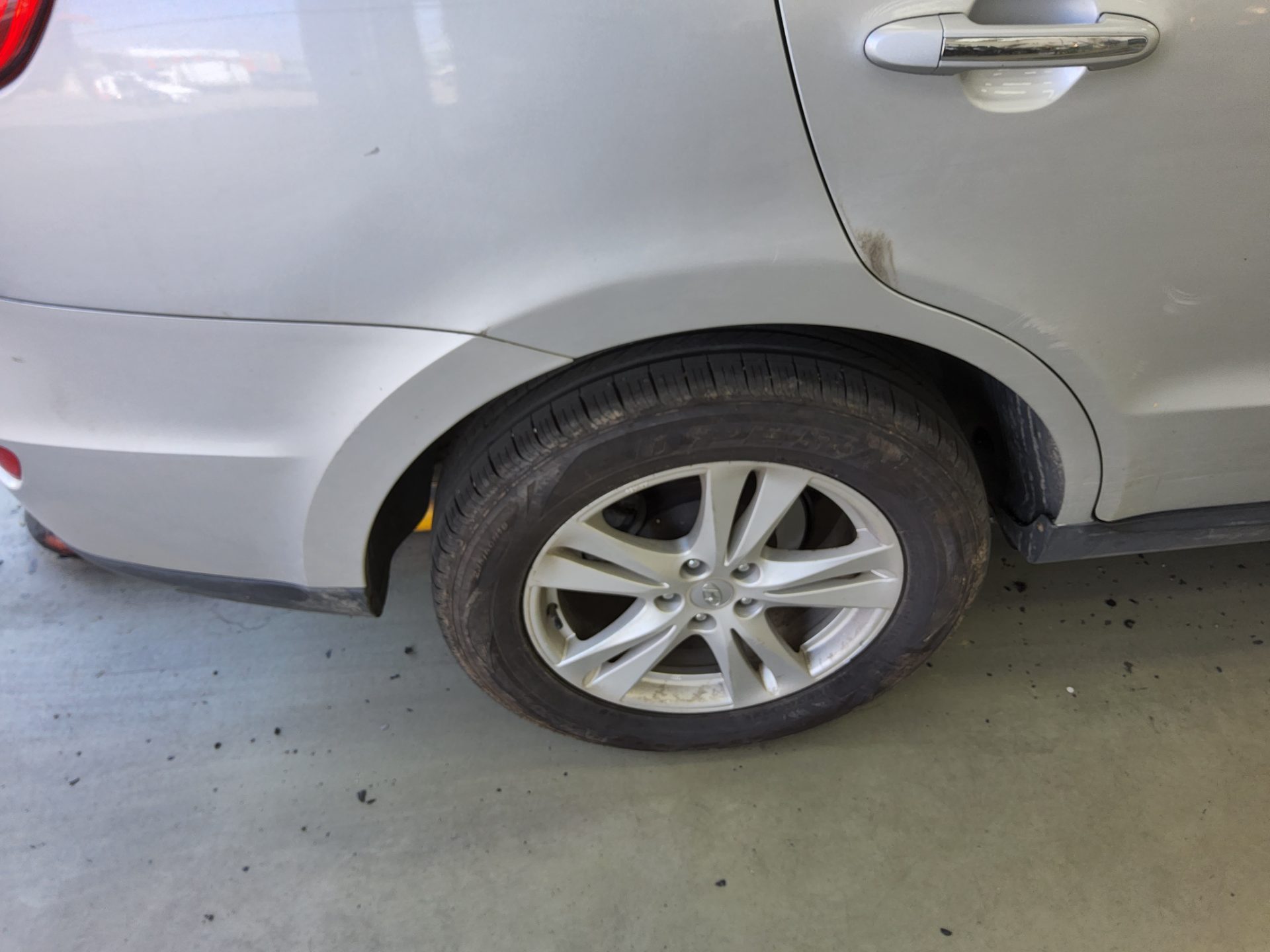 Hyundai Santa Fe 2011 - Image 20