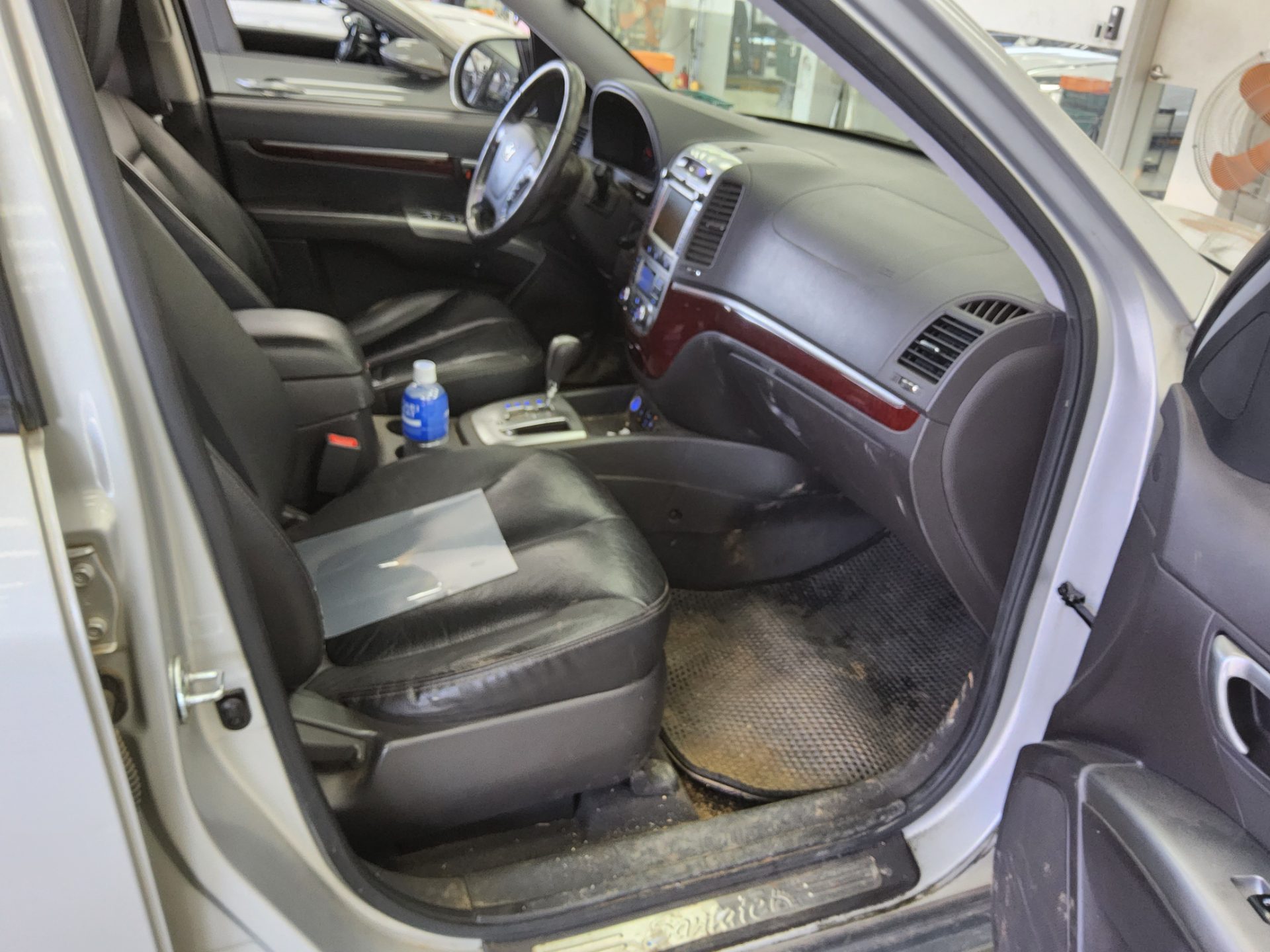Hyundai Santa Fe 2011 - Image 13