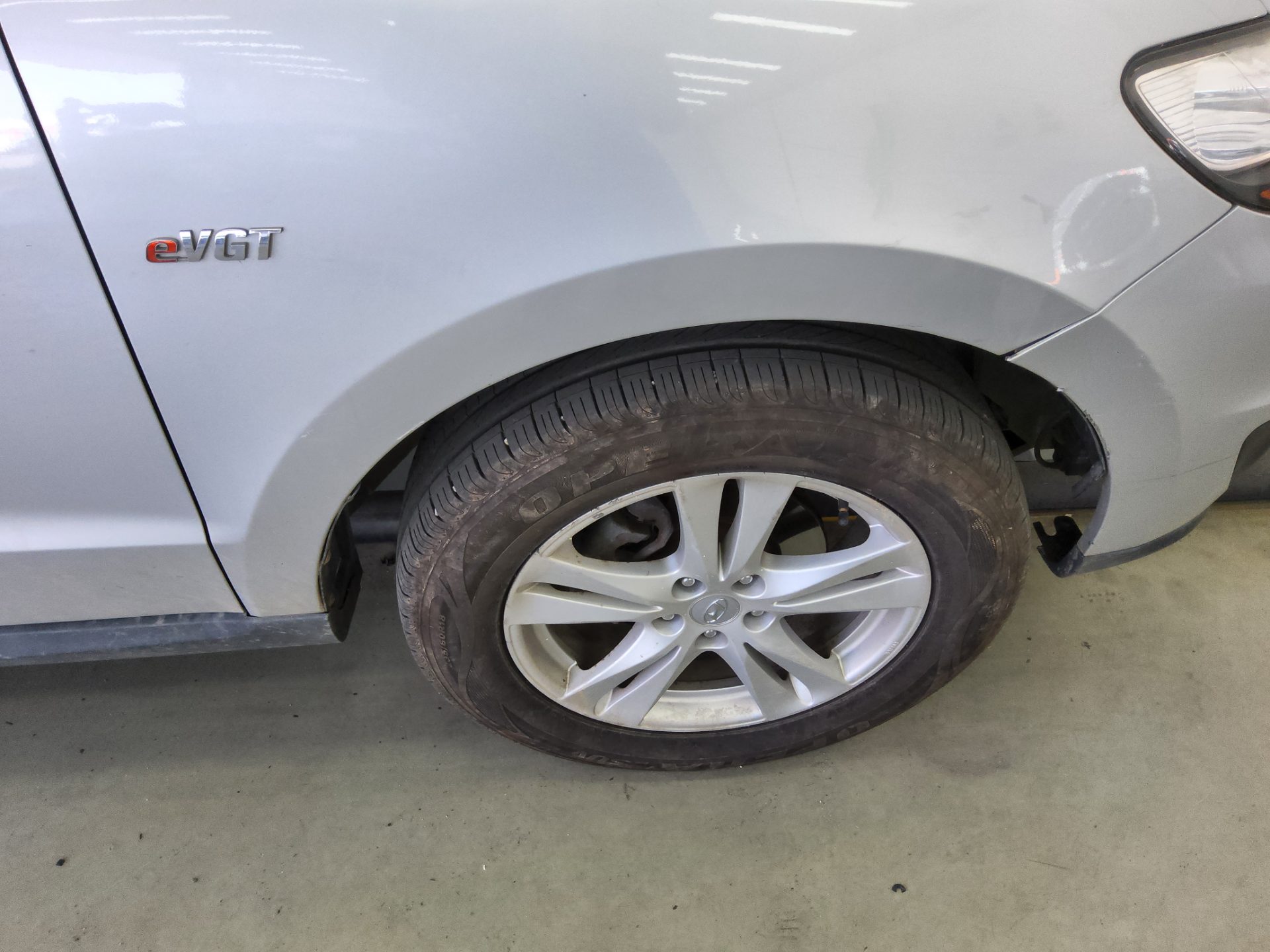 Hyundai Santa Fe 2011 - Image 19
