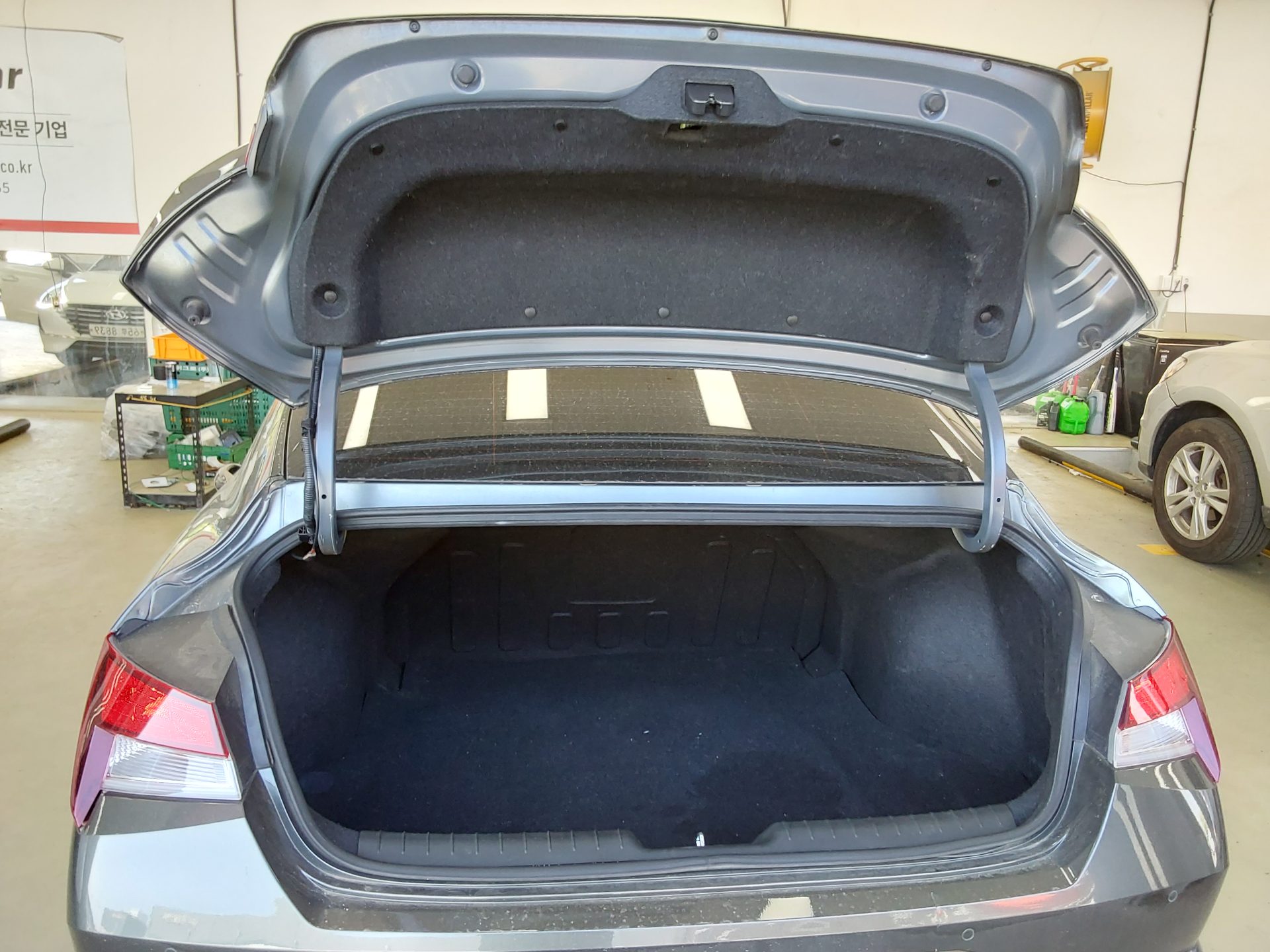 Hyundai Elantra 2021 - Image 14