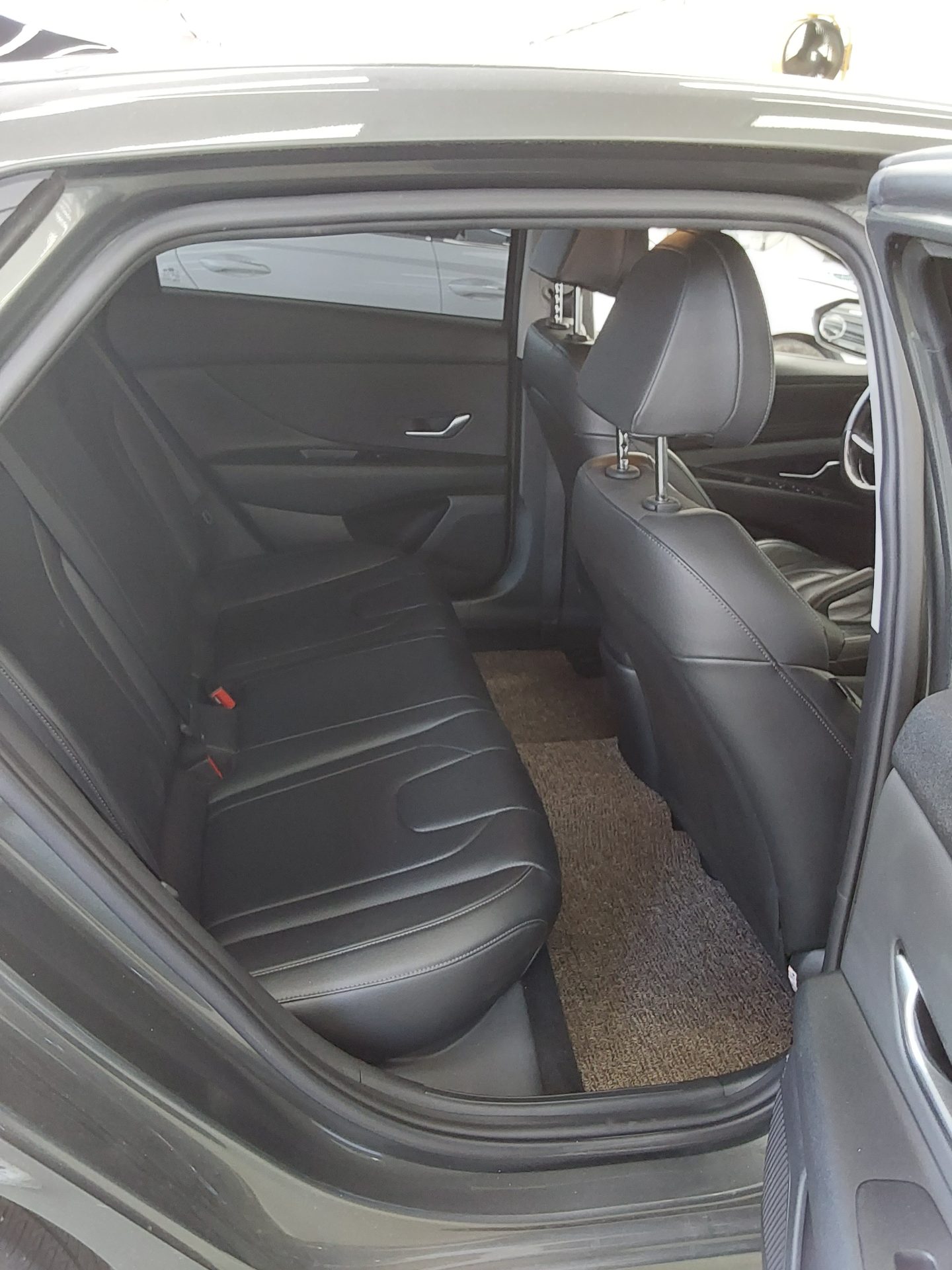 Hyundai Elantra 2021 - Image 12