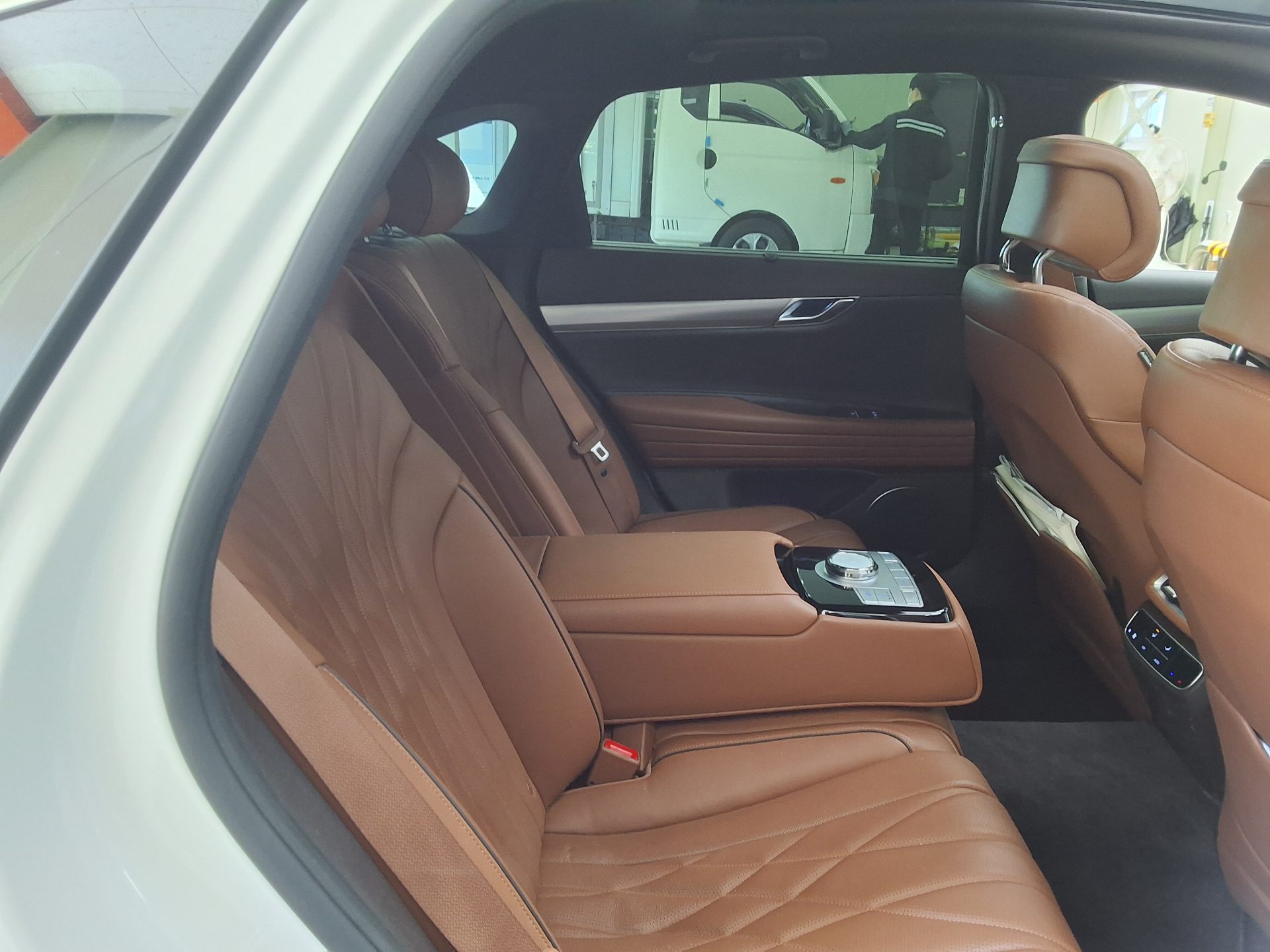 2023 - genesis g80