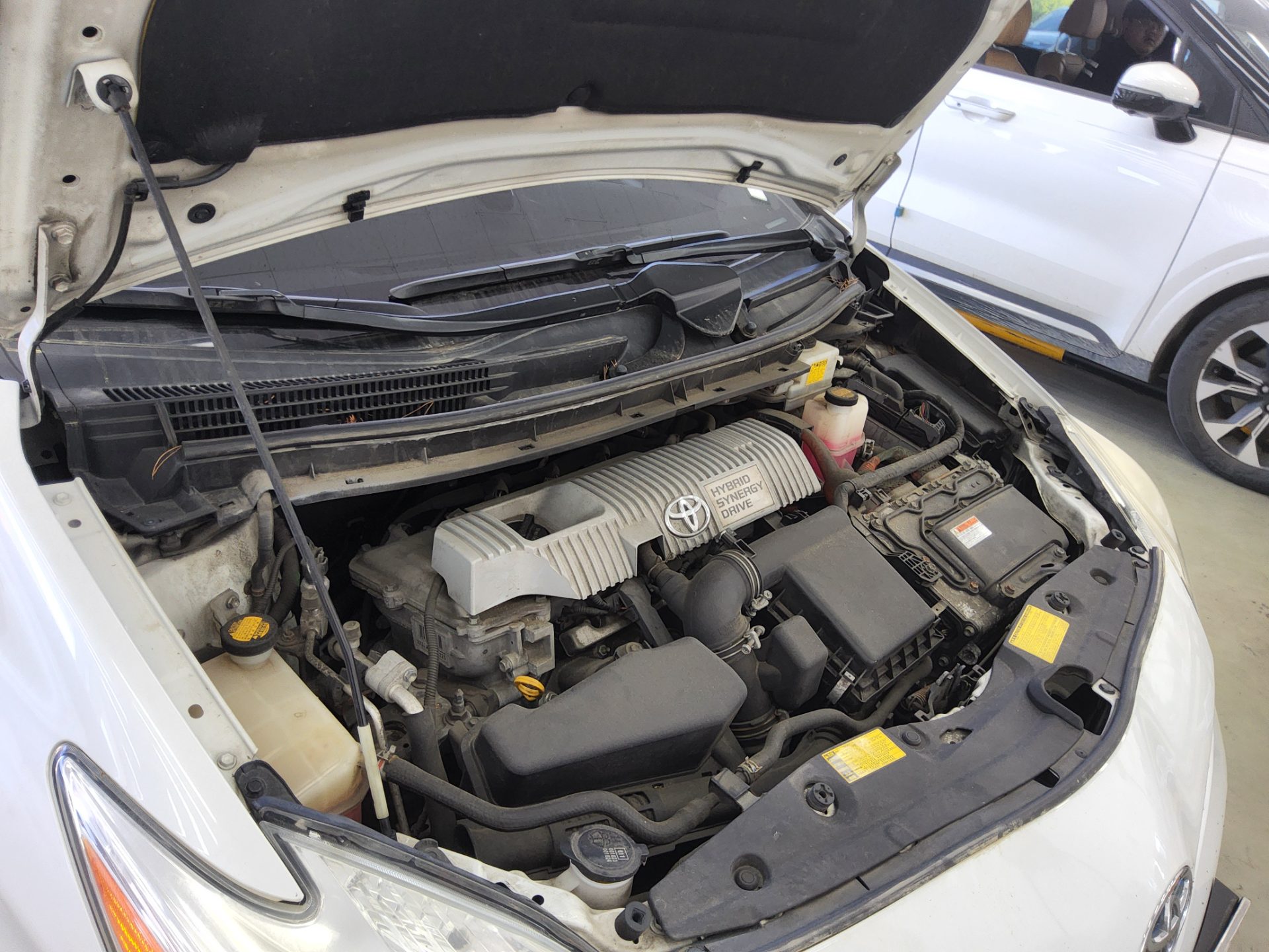 Toyota Prius 2013 - Image 17