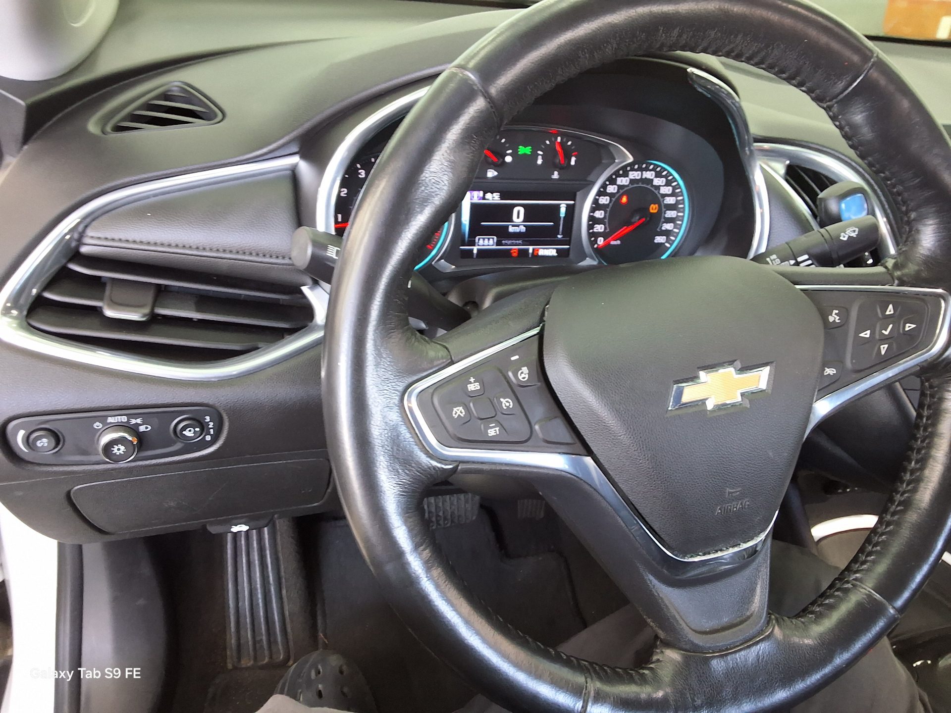 Chevrolet Malibu 2017 - Image 16