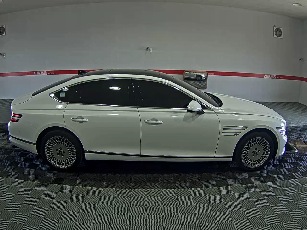 2023 - genesis g80