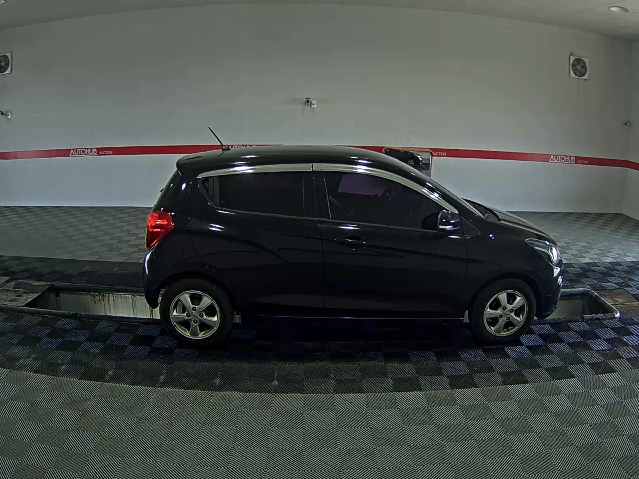 Chevrolet Spark 2017 - Image 3