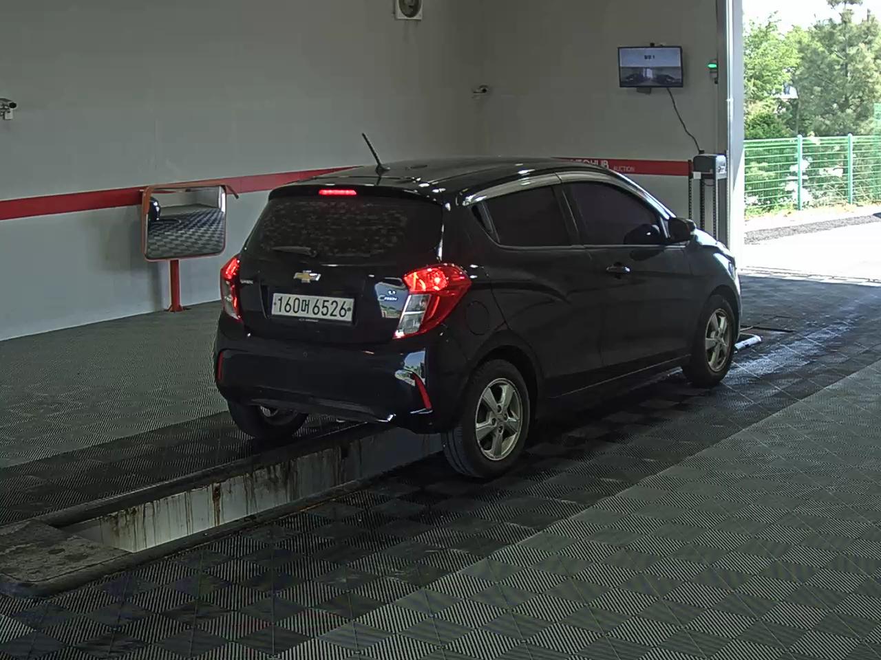 Chevrolet Spark 2017 - Image 4