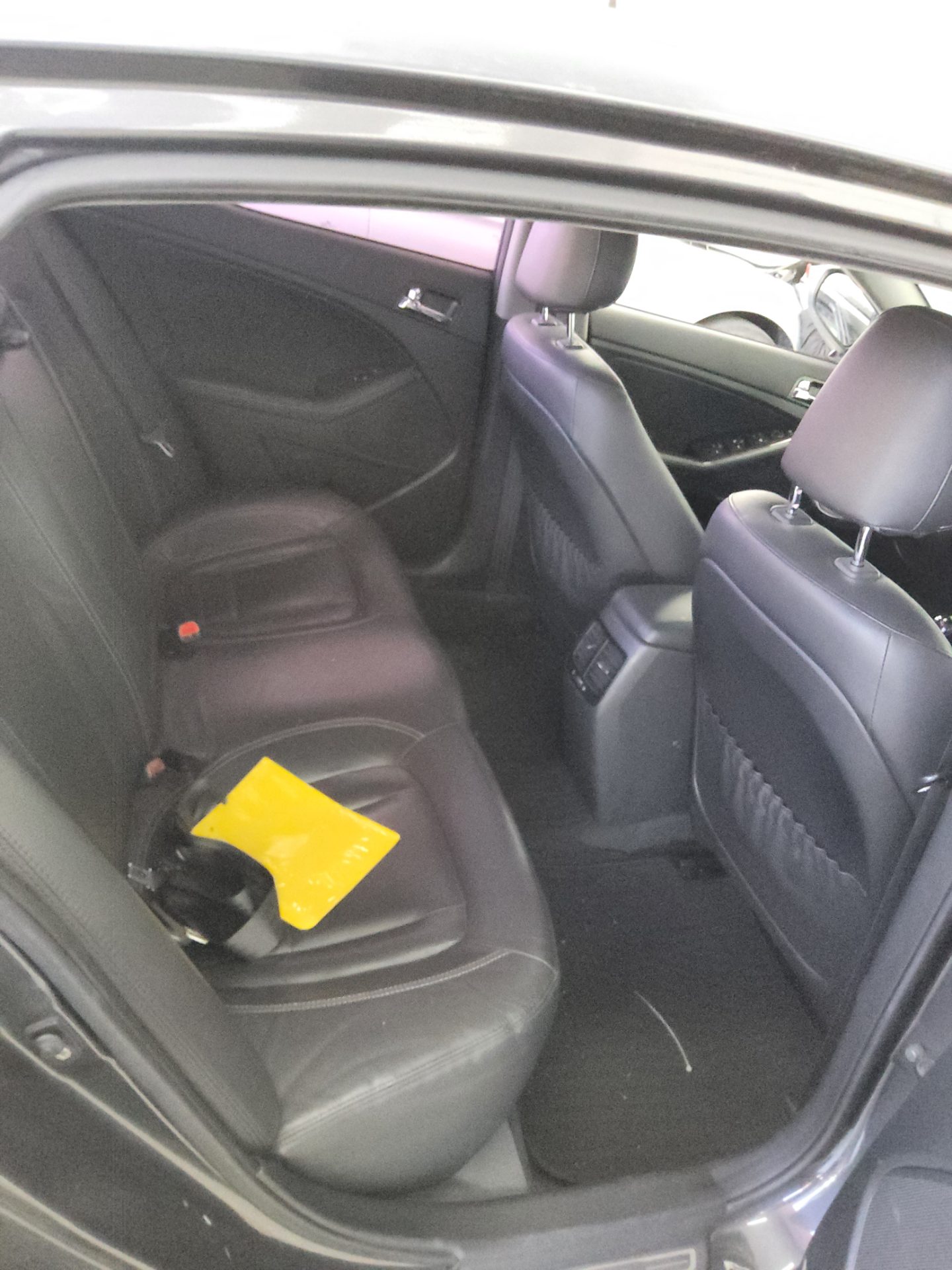 Kia K5 2012 - Image 12