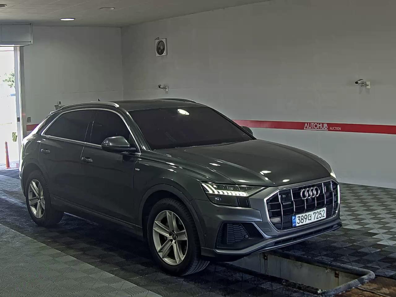 Audi Q8 2021 - Image 2