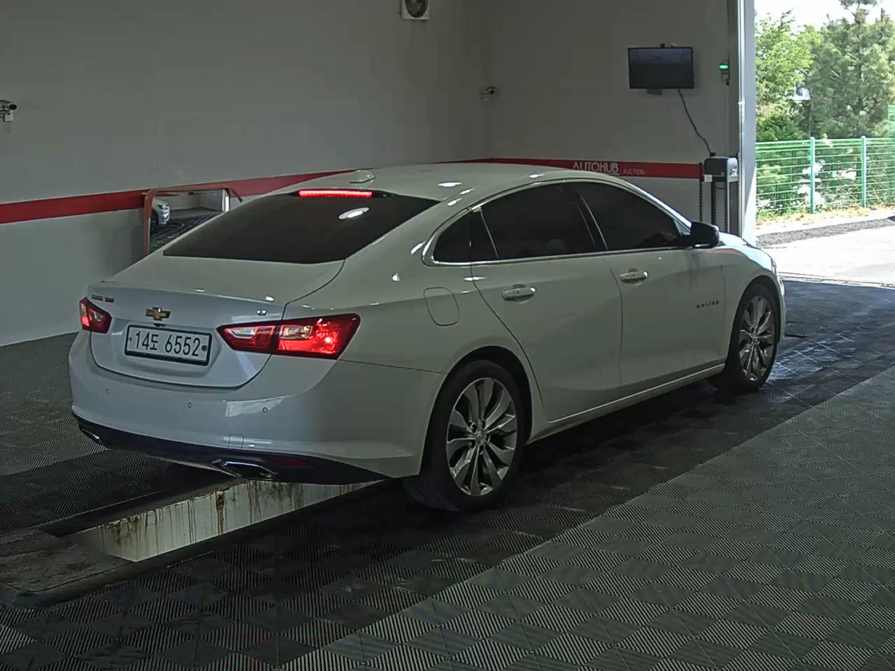 Chevrolet Malibu 2017 - Image 4