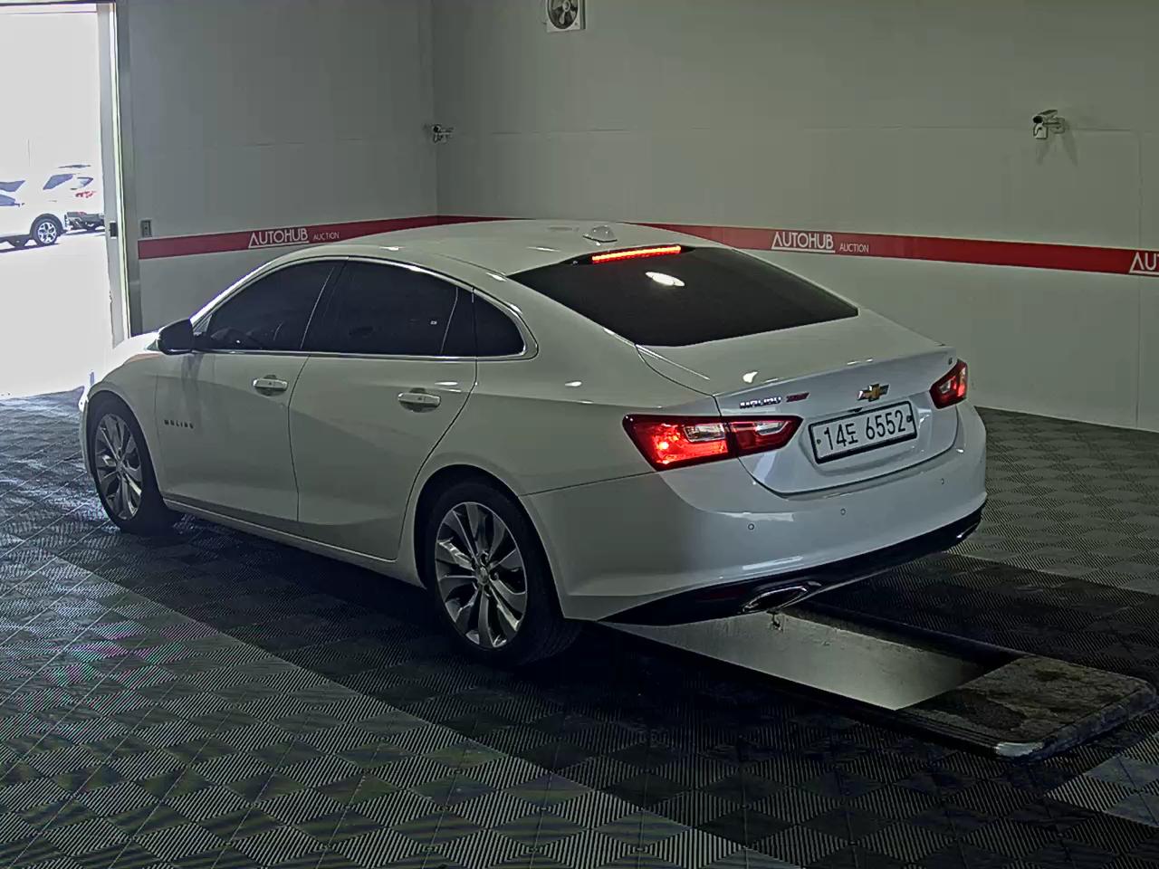 Chevrolet Malibu 2017 - Image 5
