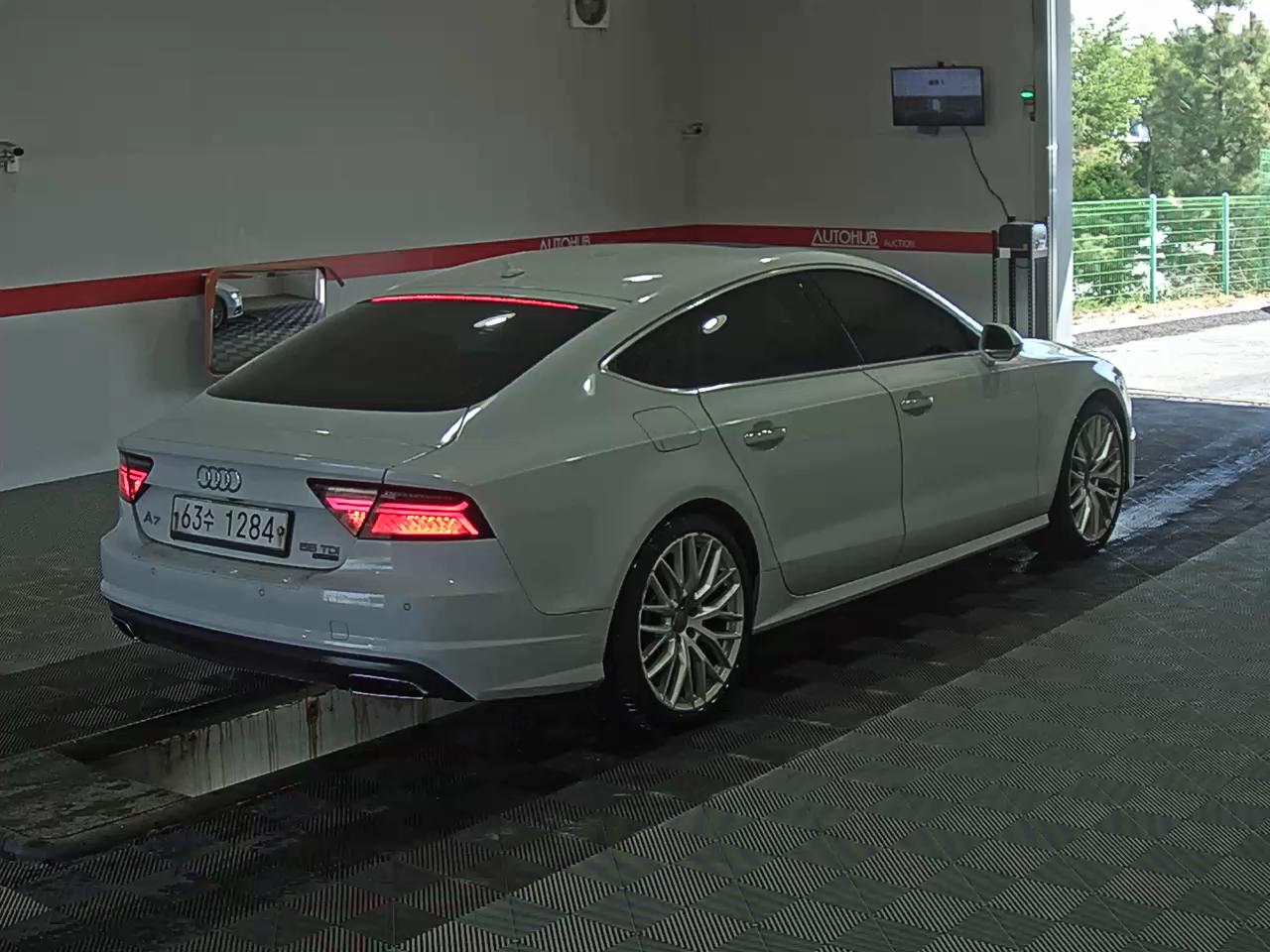 Audi A7 2016 - Image 4